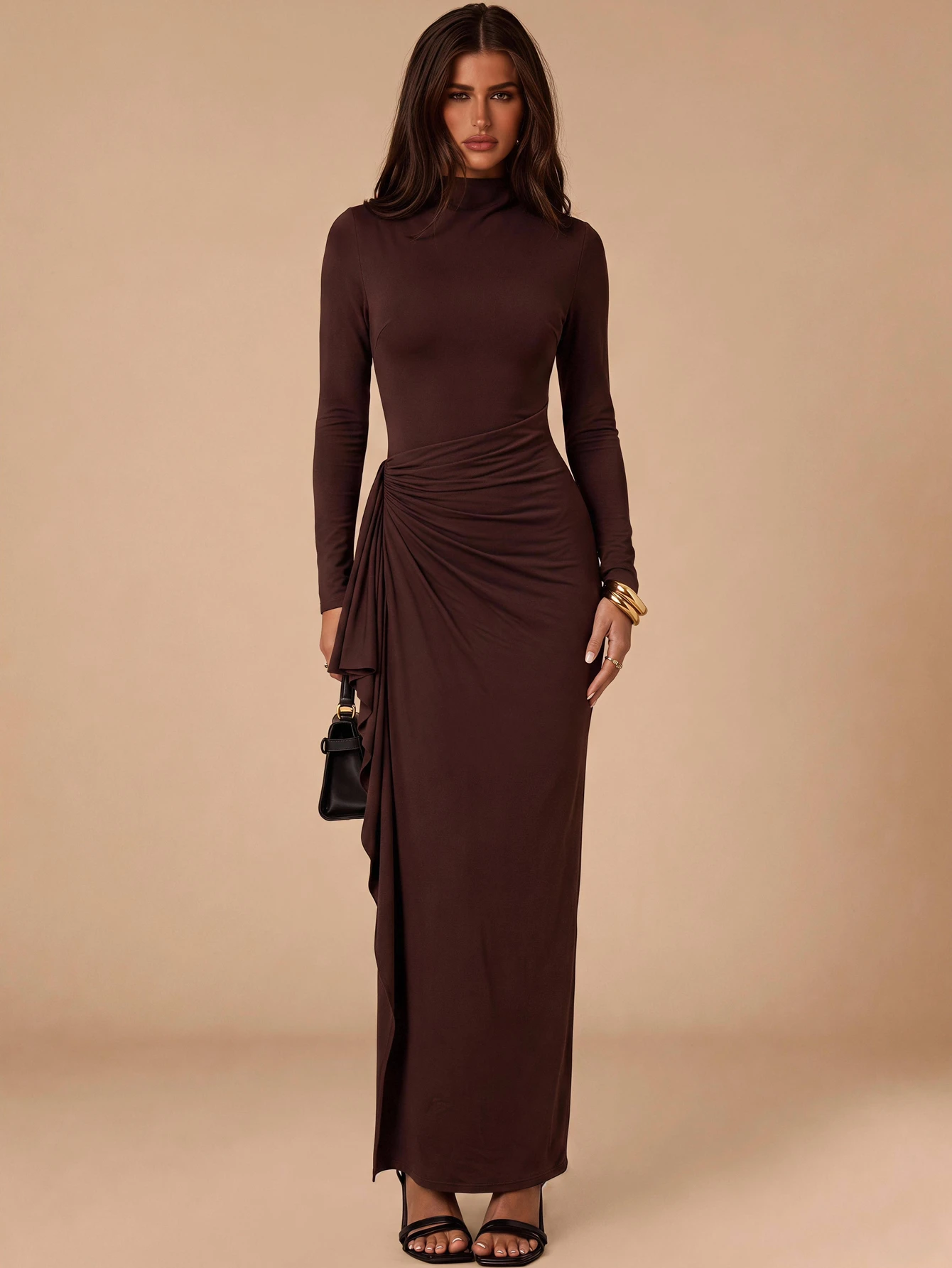 Robe élégante pour femmes à manches longues, en cachemire marron, avec volants — vue 2