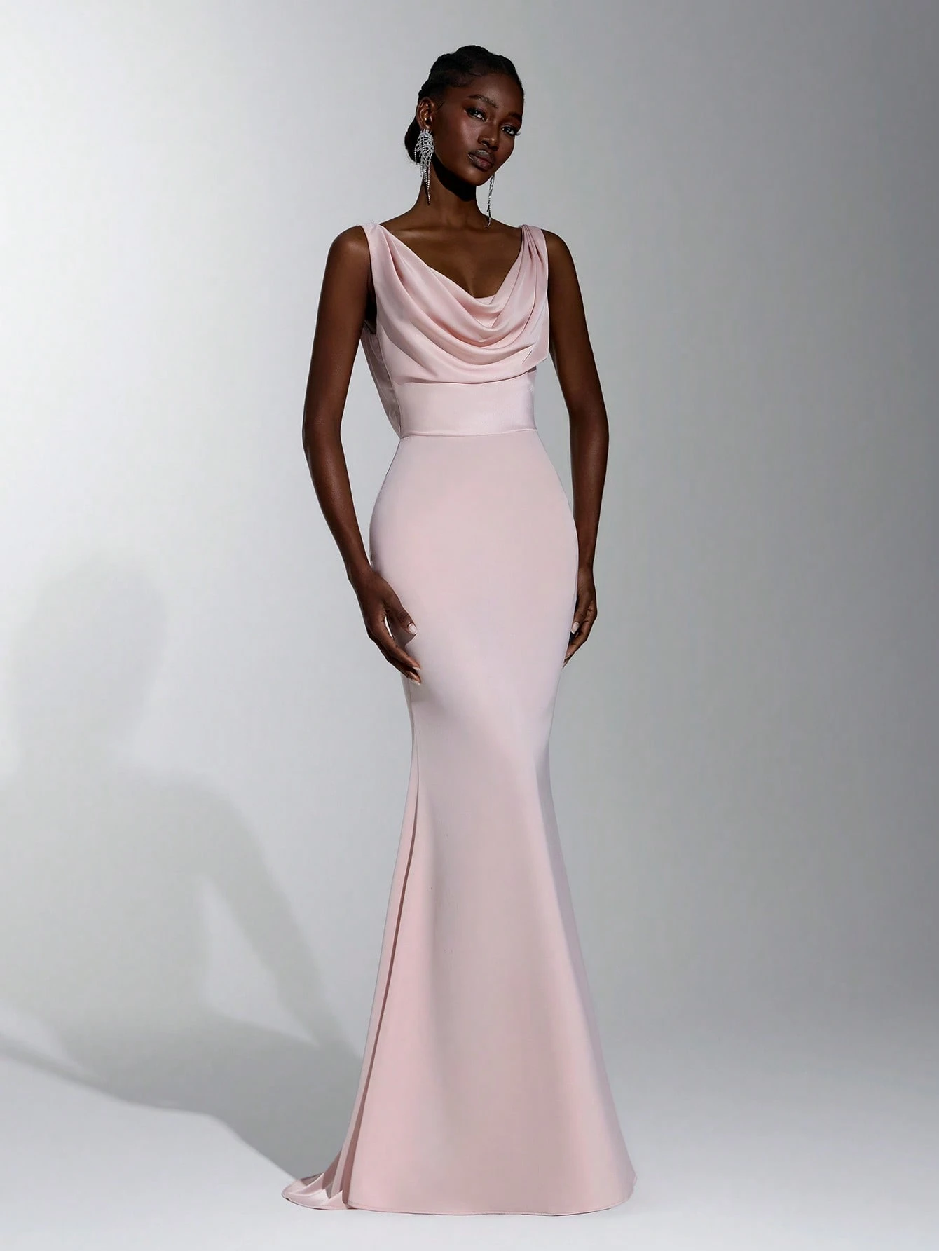 Elitara Robe de demoiselle d'honneur élégante, formelle et luxueuse, rose bébé, col — vue 4