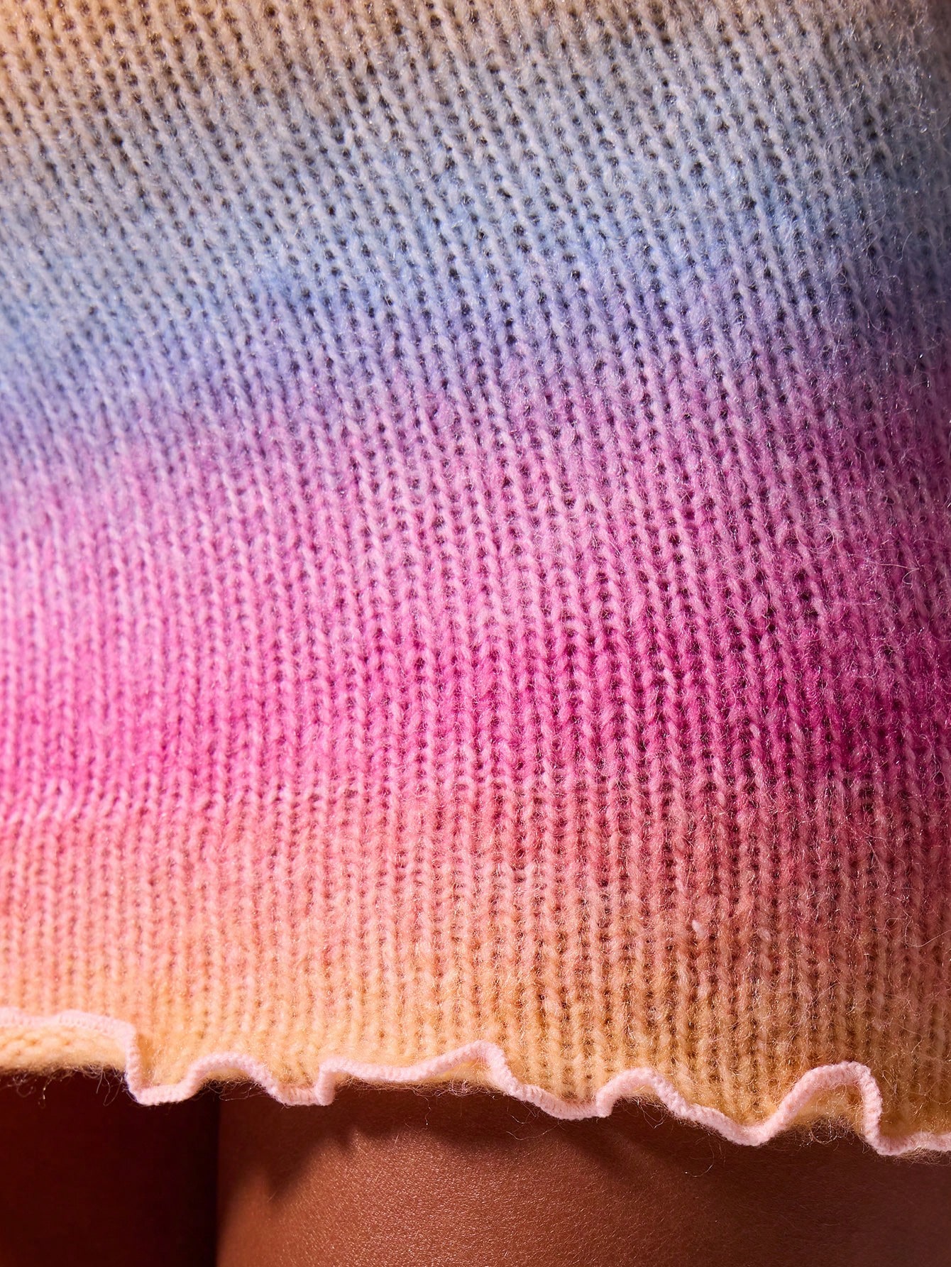 MUSERA Robe mini ajustée à encolure bénitier, ourlet à laitue, dégradé tricoté. Sexy, — vue 6