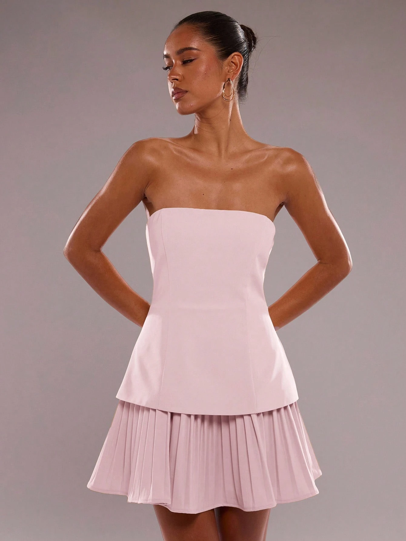 Robe sans manches à volants superposés de couleur unie pour femmes