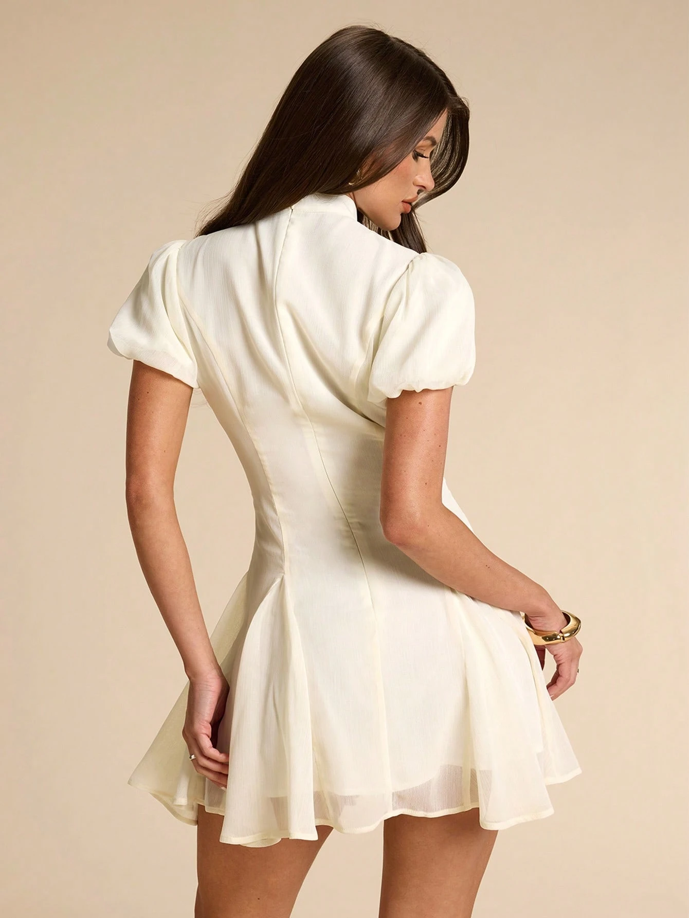 Robe mini trapèze d'été pour femmes avec encolure goutte d'eau, volants et — vue 4