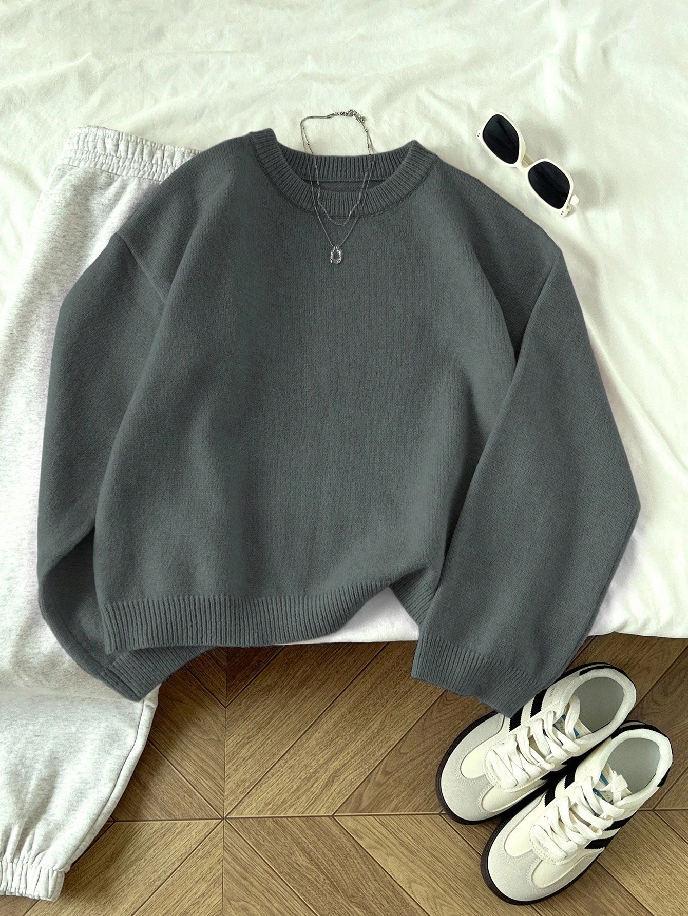 Flirla Pull femme col rond couleur unie manches longues décontracté pour tous les jours — vue 10