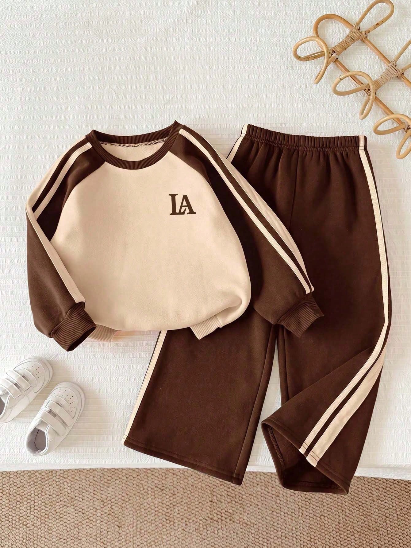 Ensemble top à col rond manches longues et pantalon avec imprimé lettres et blocs de — vue 4