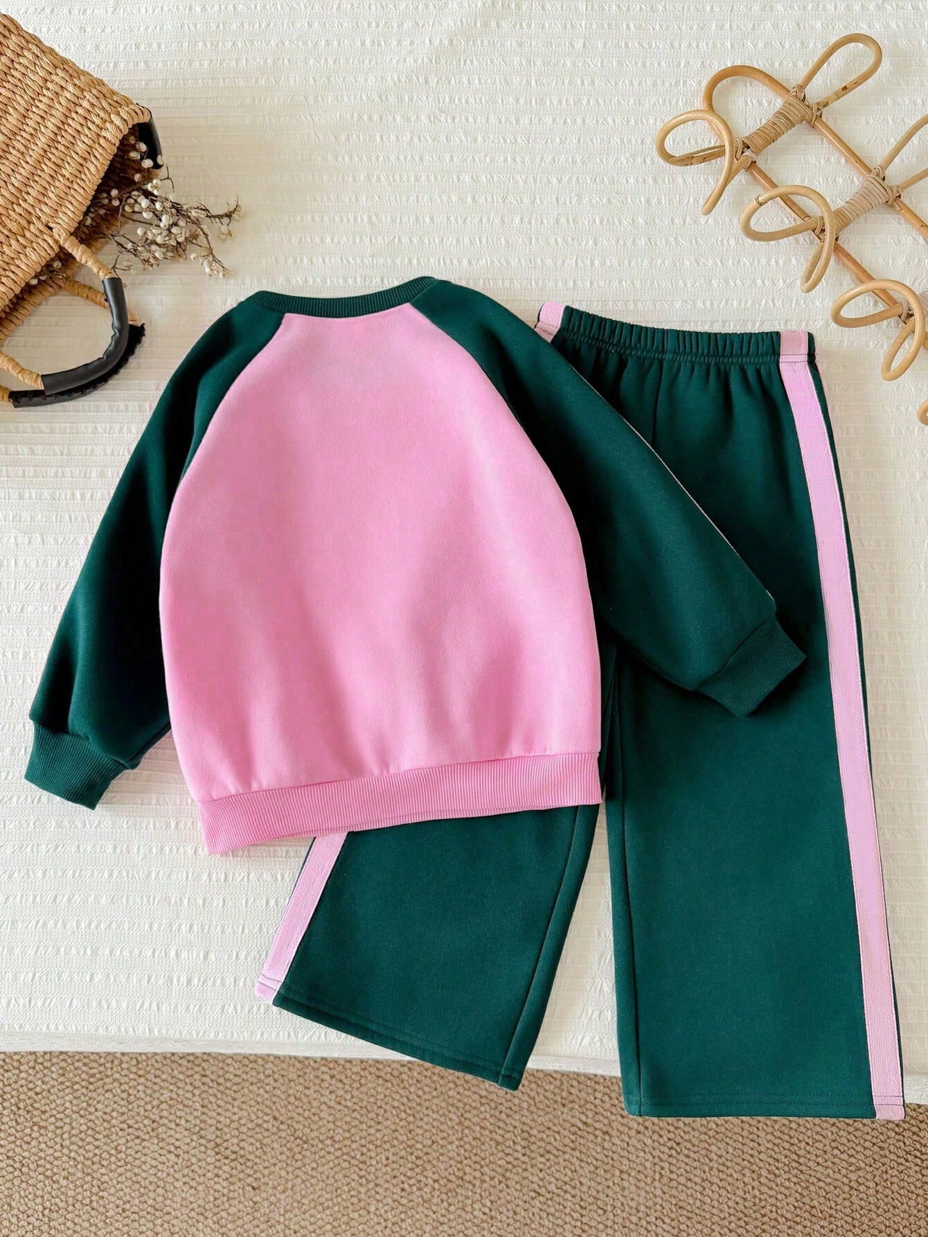 Ensemble top à col rond manches longues et pantalon avec imprimé lettres et blocs de — vue 5