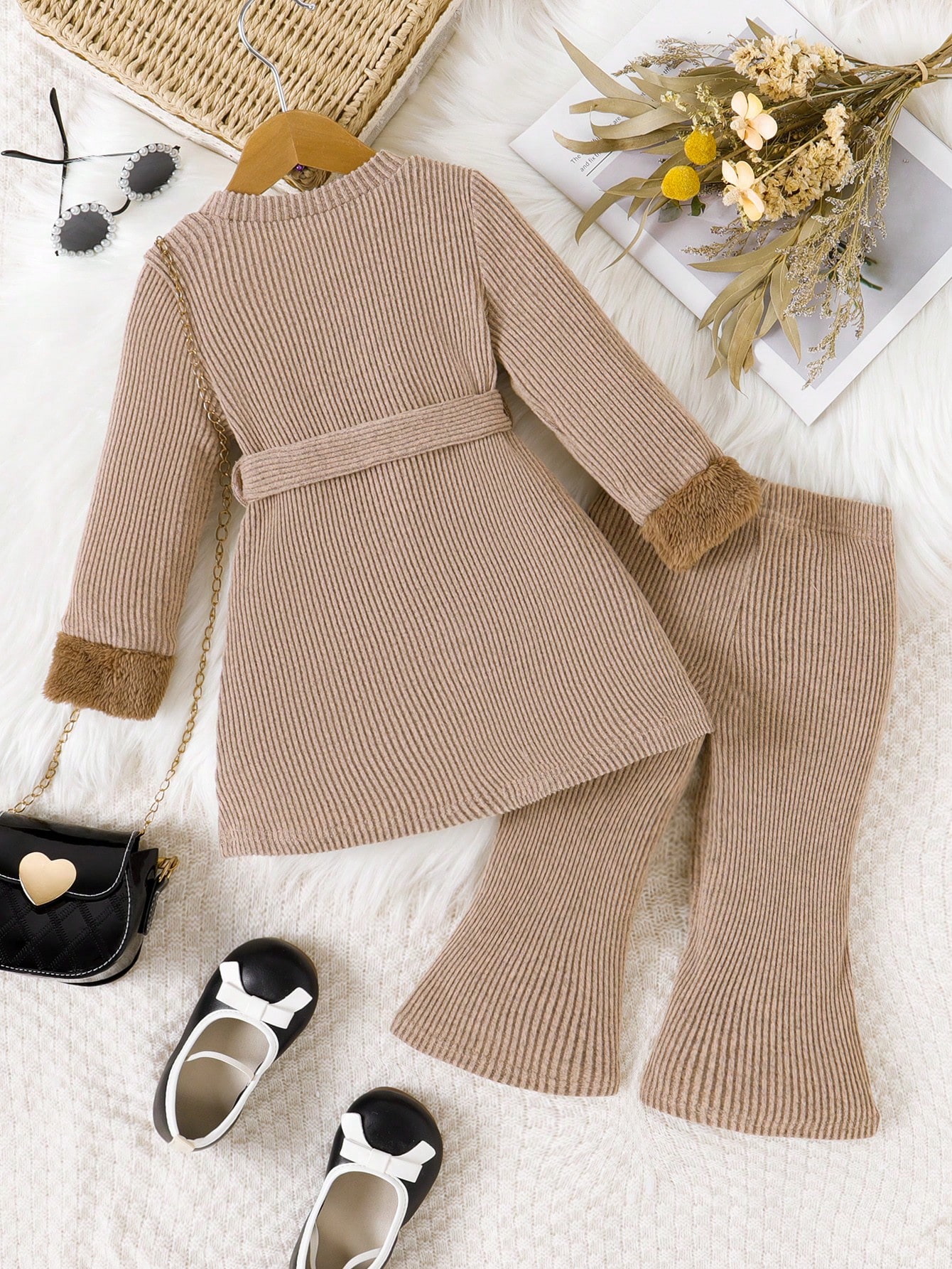 2 pièces Ensemble de tenue de famille assortie élégante et mignonne pour bébé — vue 2