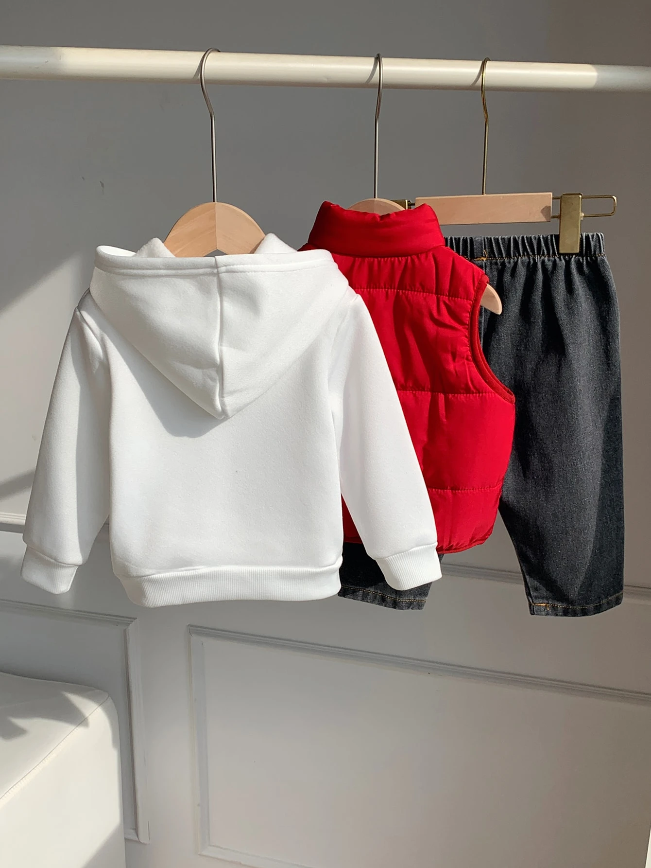 Ensemble 3 pièces pour bébé garçon automne/hiver, gilet en polaire rouge — vue 3