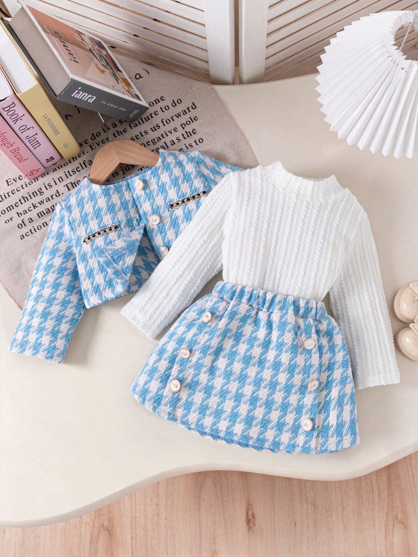 /Set Veste à carreaux rouges à la mode pour tout-petites filles, Top col roulé et Jupe à