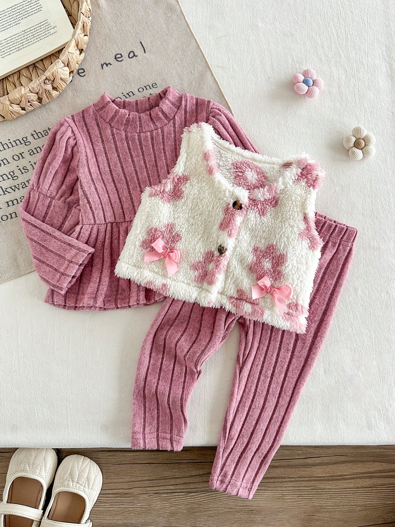Ensemble 3 pièces pour bébé fille, robe rouge unie simple et mode, gilet et — vue 4