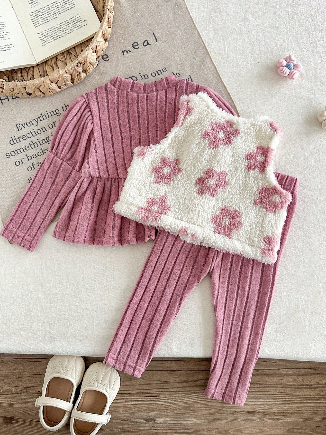 Ensemble 3 pièces pour bébé fille, robe rouge unie simple et mode, gilet et — vue 6