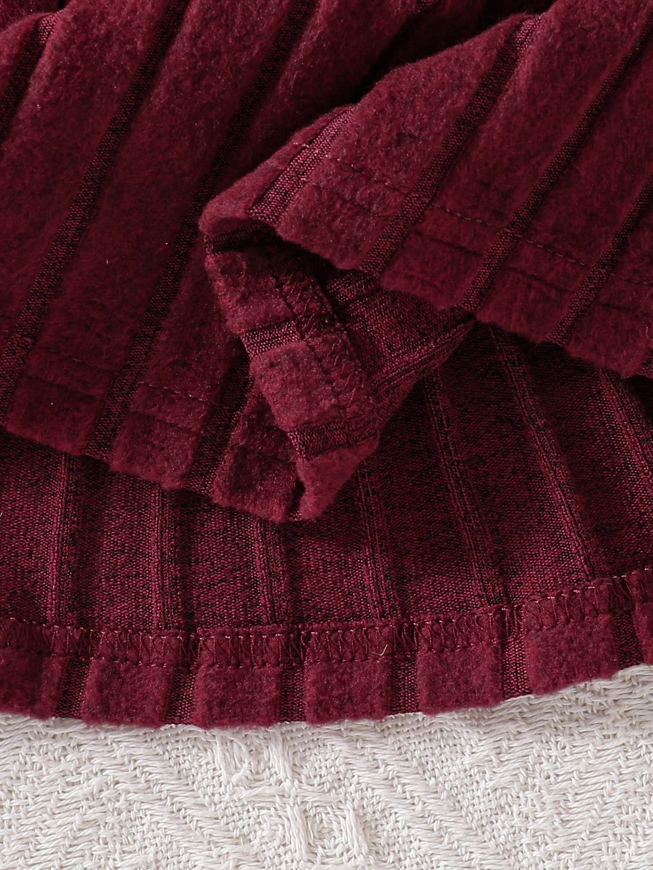 Ensemble 3 pièces pour bébé fille, robe rouge unie simple et mode, gilet et — vue 9