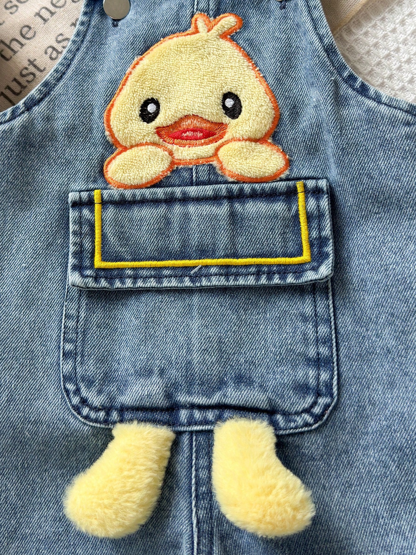 Playful Pals 1 pièce Salopette en jean vintage décontractée pour bébé garçon avec imprimé — vue 3