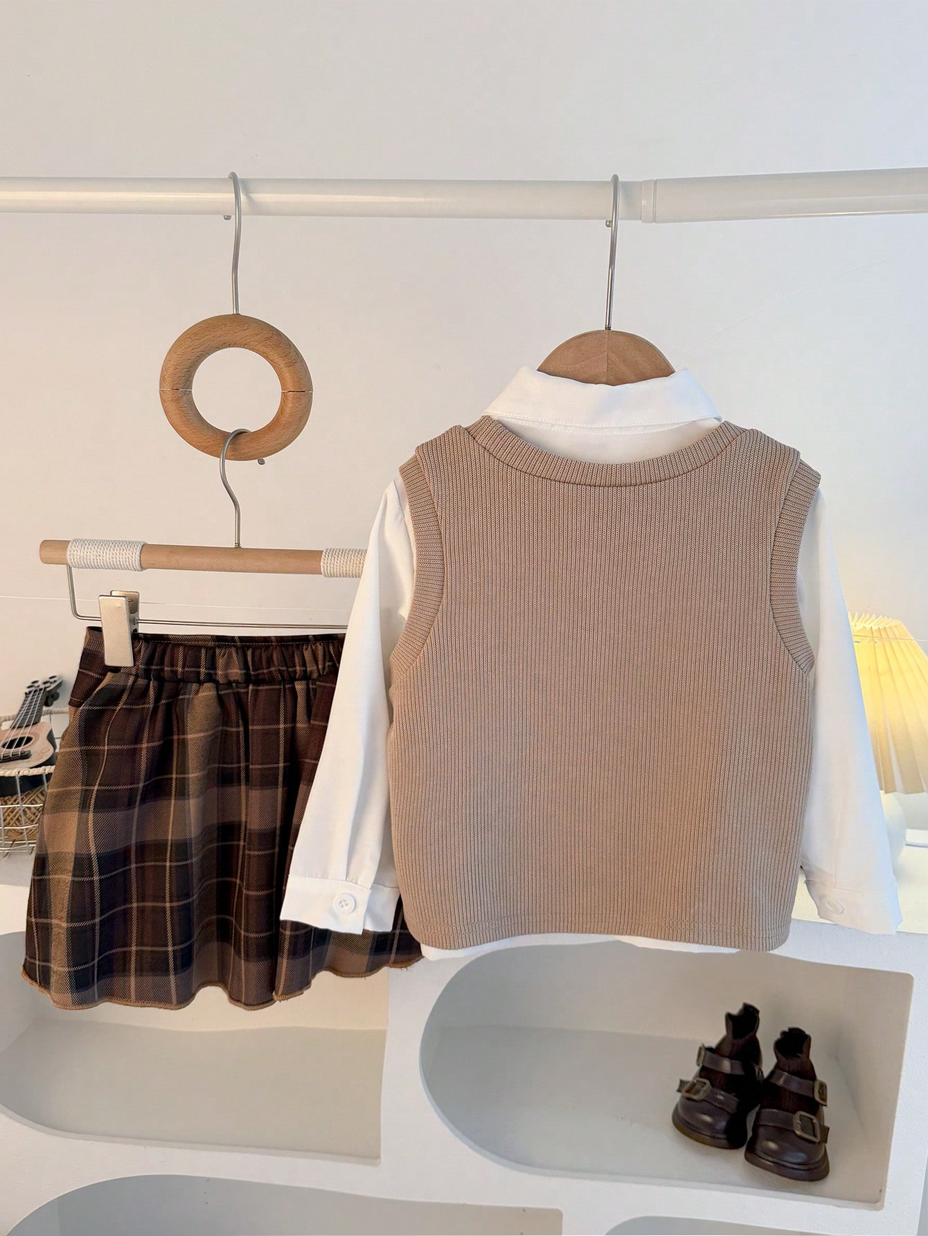Ensemble 4 pièces style académique frais pour filles en début d'automne: chemise blanche — vue 4