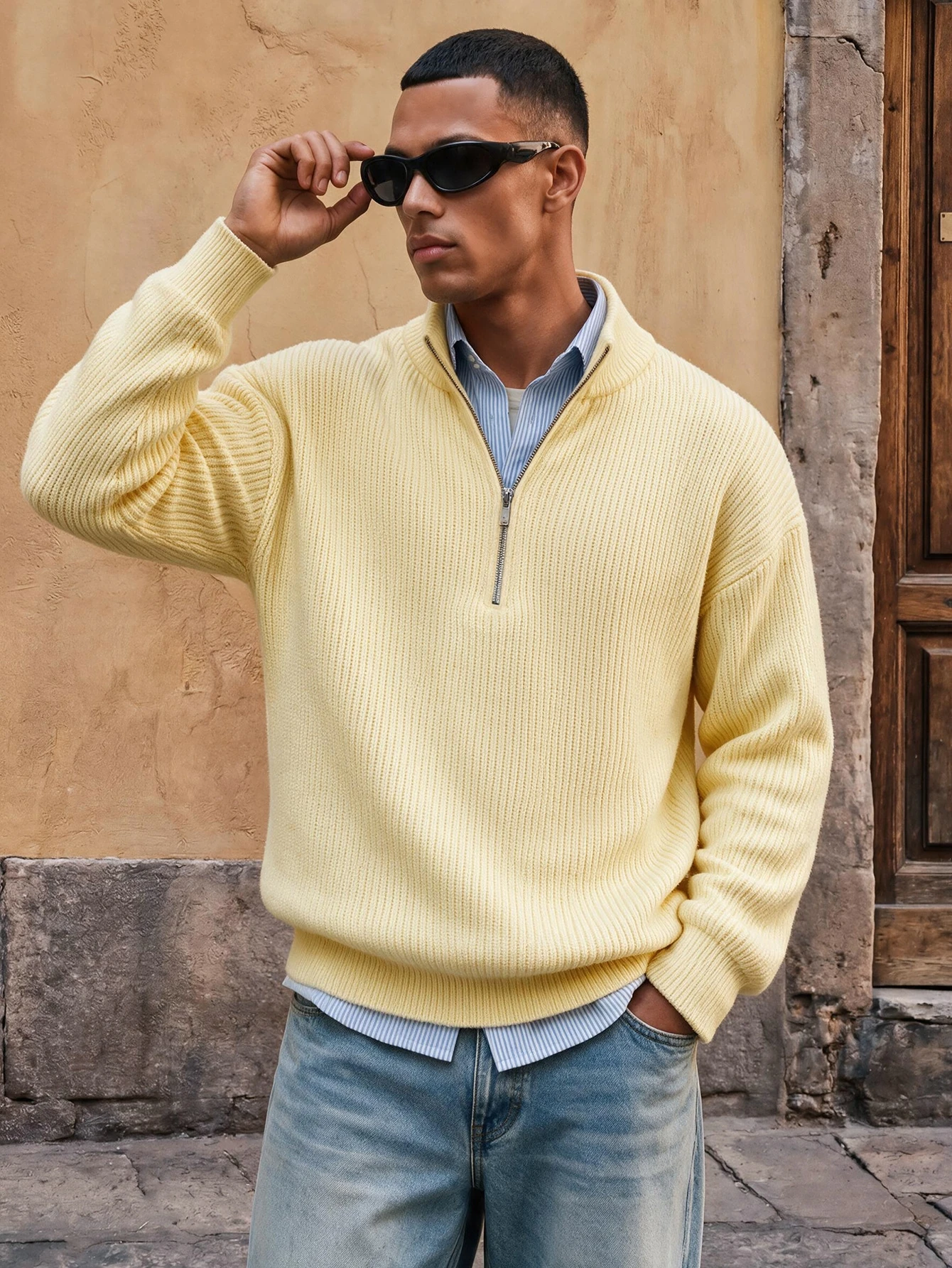 Manfinity BRENVOR Pull homme col rond épaules tombantes tricot torsadé couleur unie, — vue 5