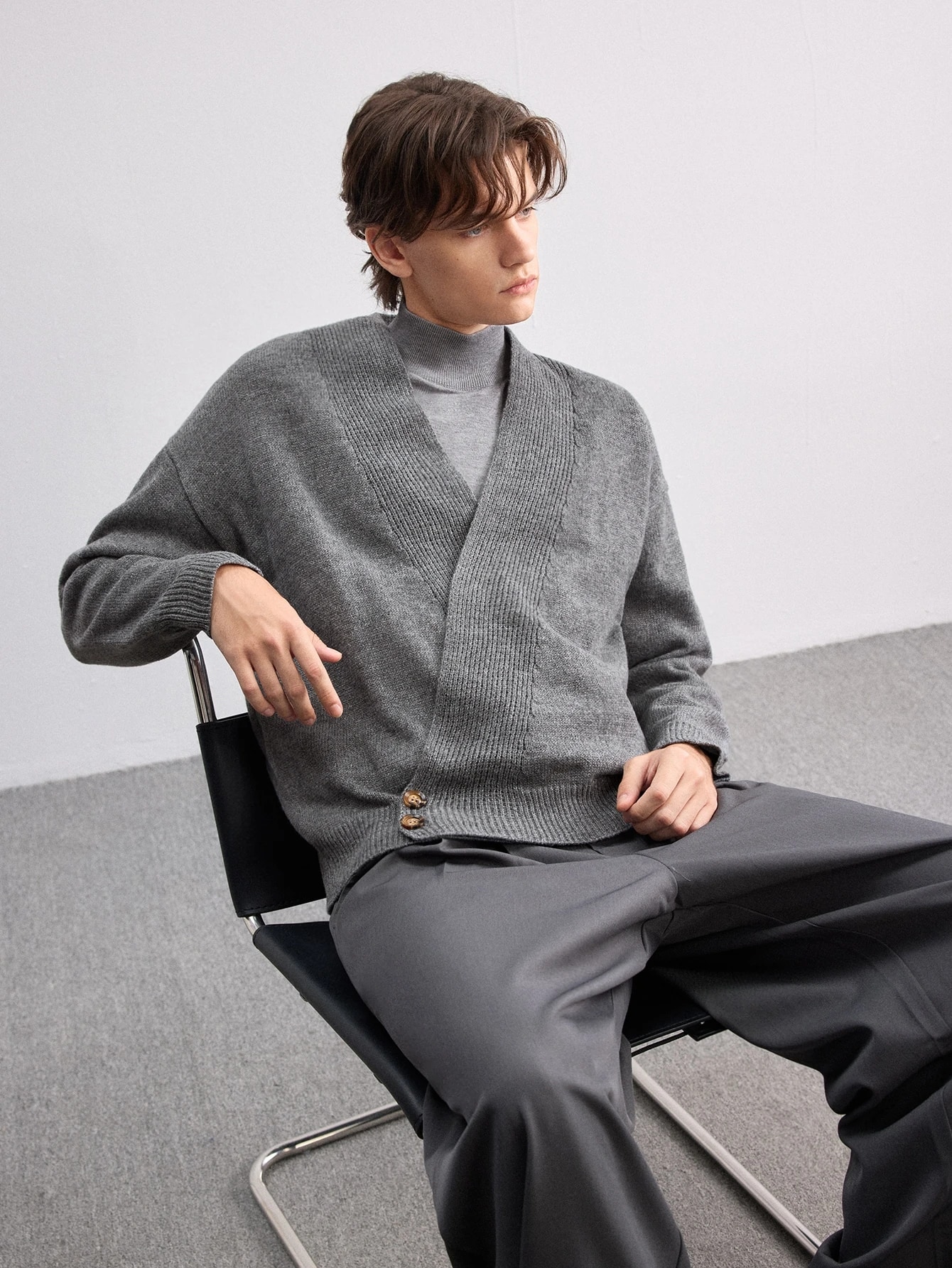 Claim Dot Cardigan décontracté polyvalent de couleur unie pour hommes, style Old Money, — vue 12