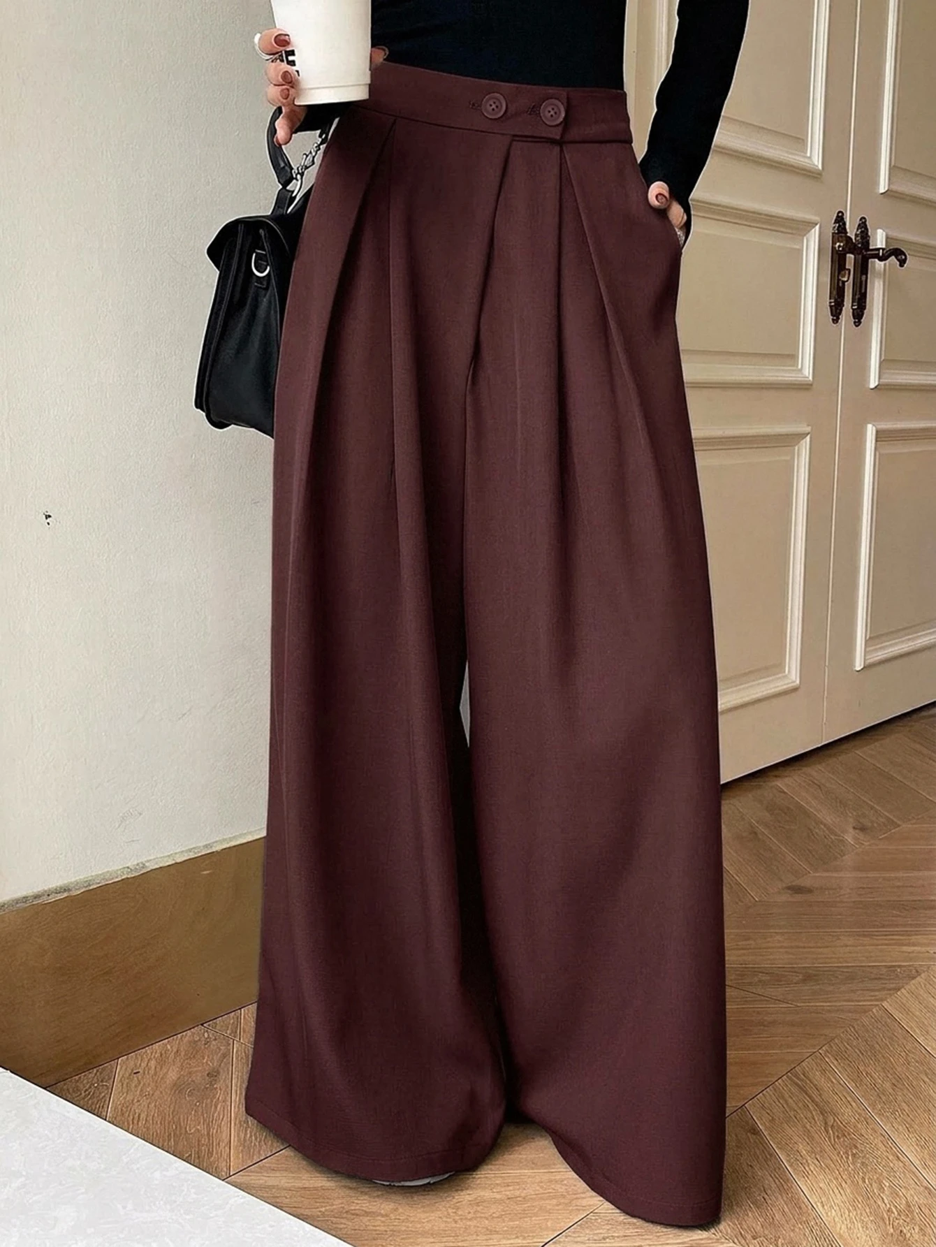 DAZY Pantalon femme à taille haute, jambes larges, poches à boutons et plis