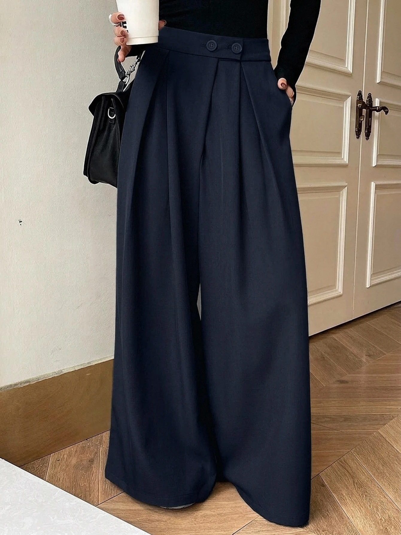 DAZY Pantalon femme à taille haute, jambes larges, poches à boutons et plis — vue 6