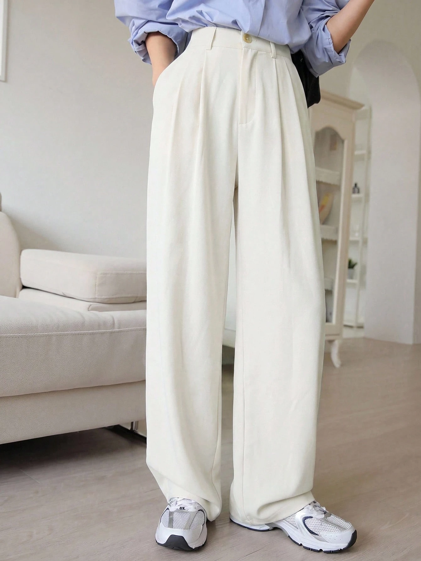 DAZY Pantalon décontracté minimaliste de couleur unie avec poches et boutons pour femmes, — vue 2