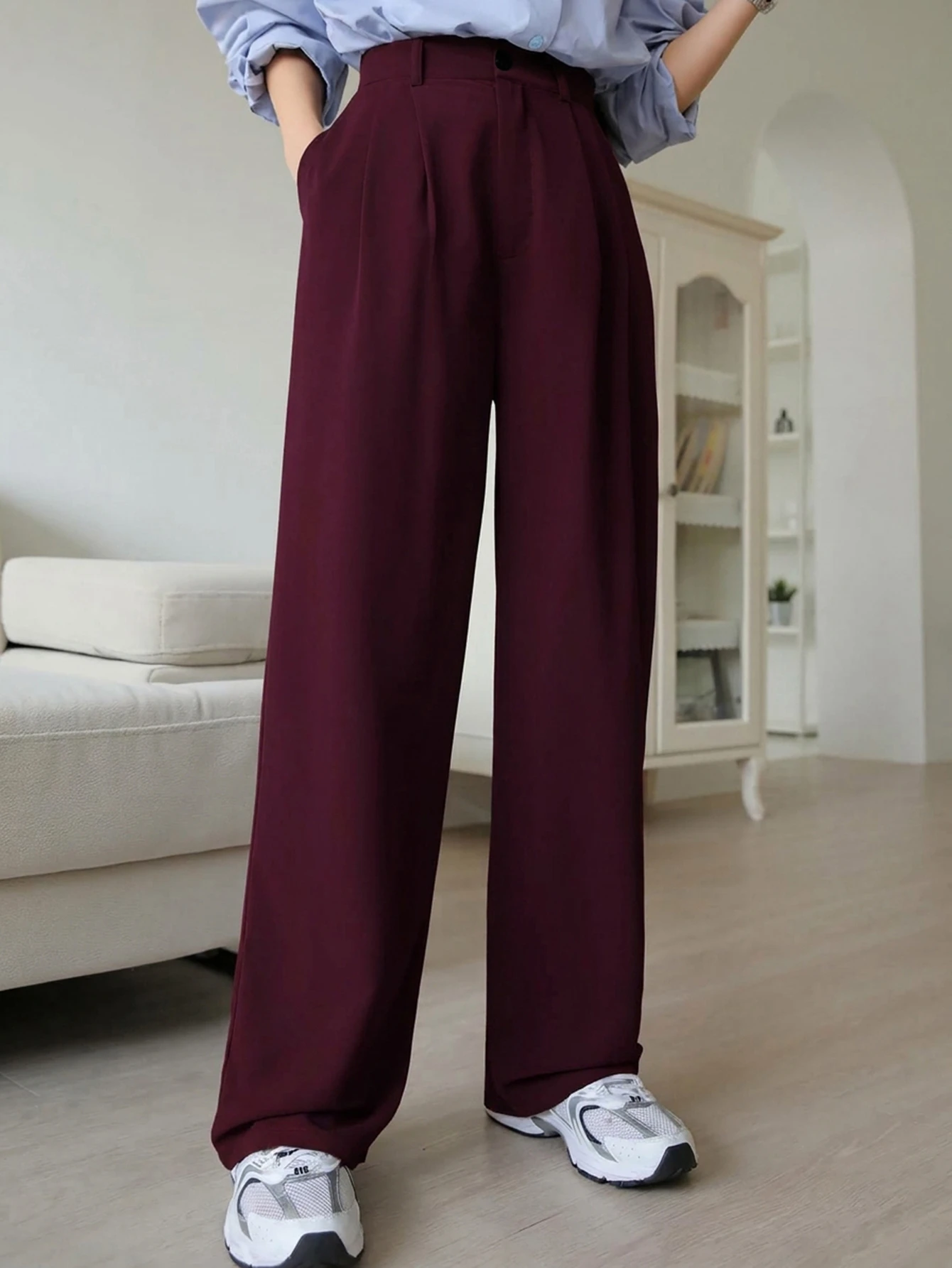 DAZY Pantalon décontracté minimaliste de couleur unie avec poches et boutons pour femmes, — vue 9