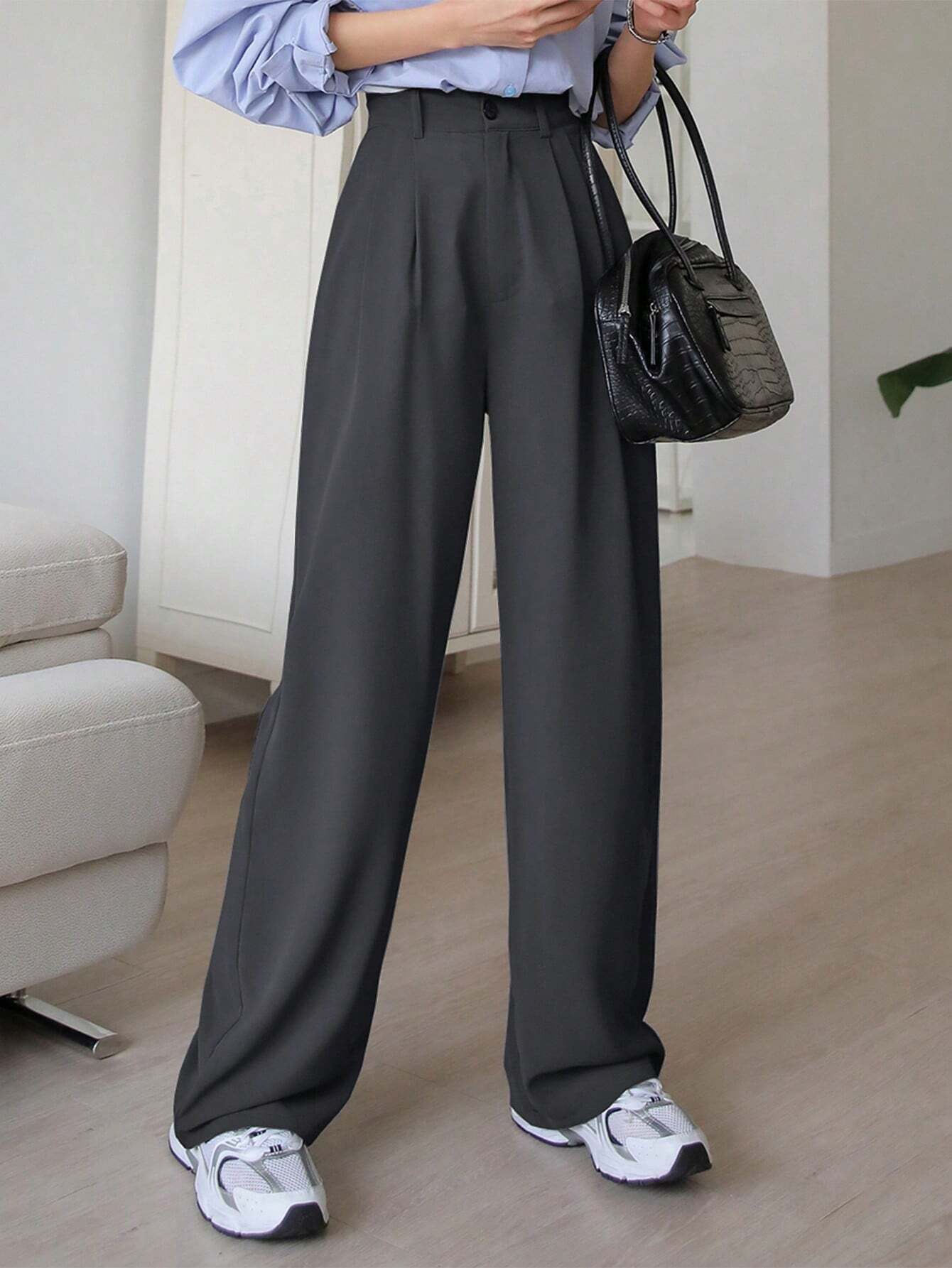 DAZY Pantalon décontracté minimaliste de couleur unie avec poches et boutons pour femmes, — vue 7