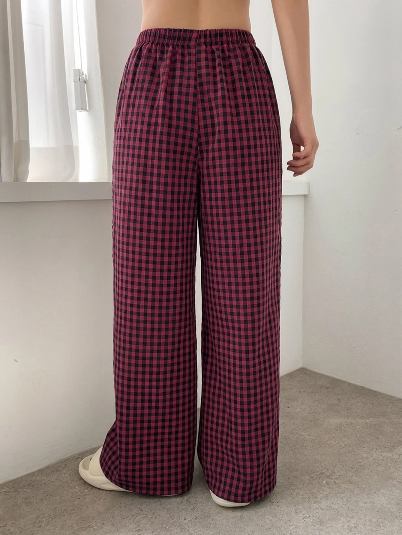 DAZY Pantalon de pyjama ample à jambes larges avec motif à carreaux minimaliste, automne, — vue 11
