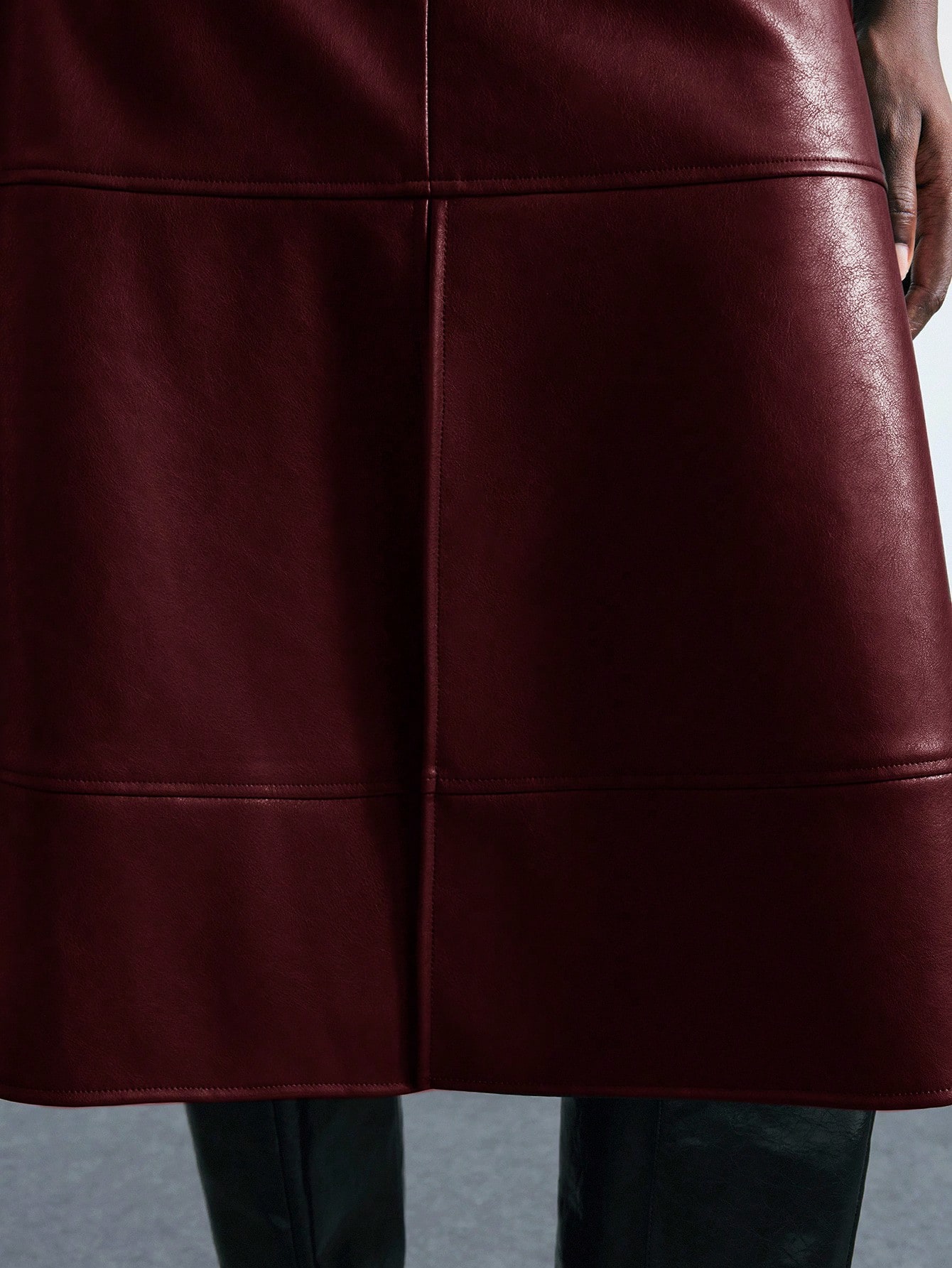 Maija 2026 Jupe midi design boucle en métal PU classique de début d'automne pour ville — vue 10