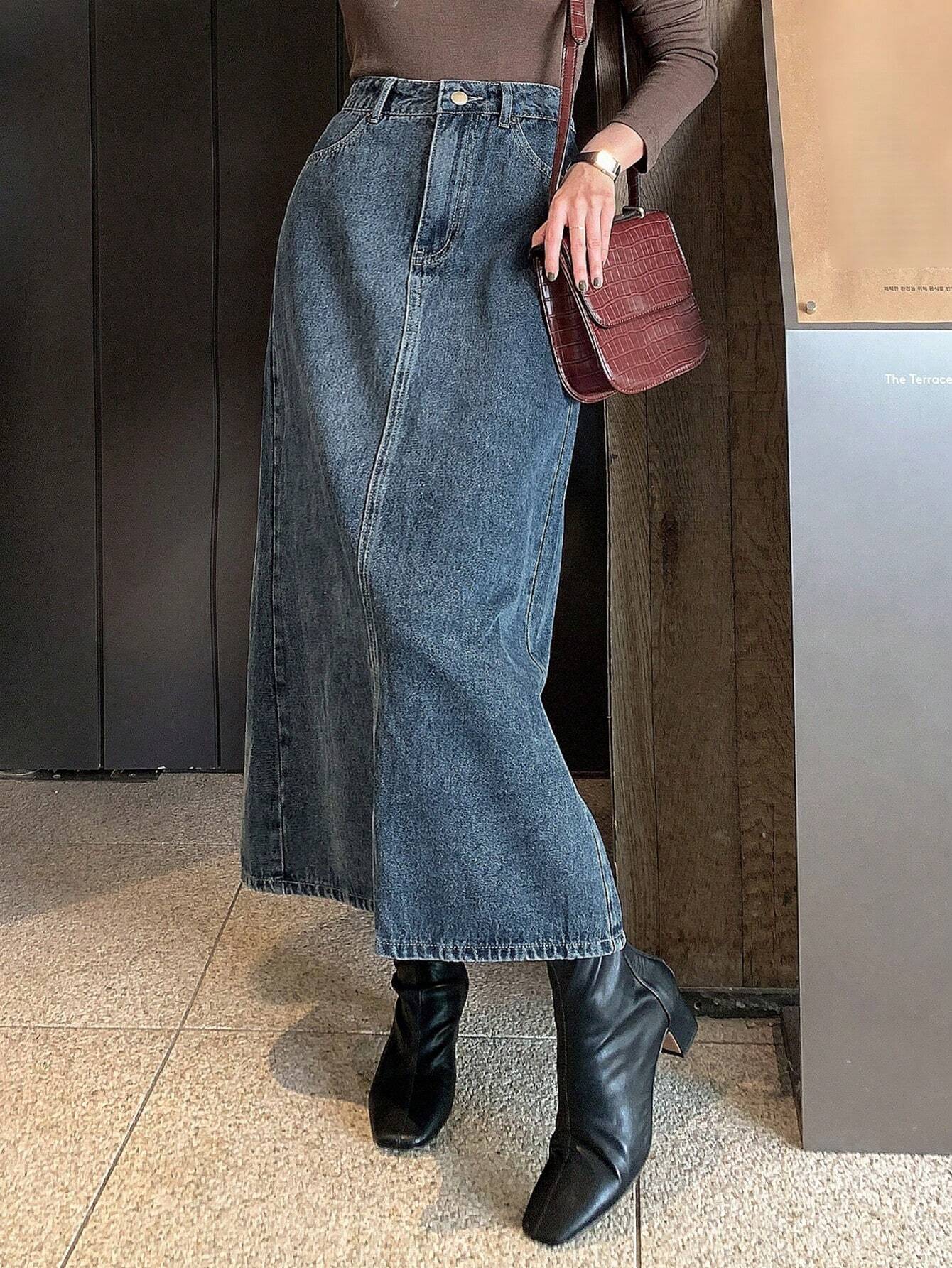 DAZY Jupe en jean délavée avec fente et poche pour femmes, couleur unie, style