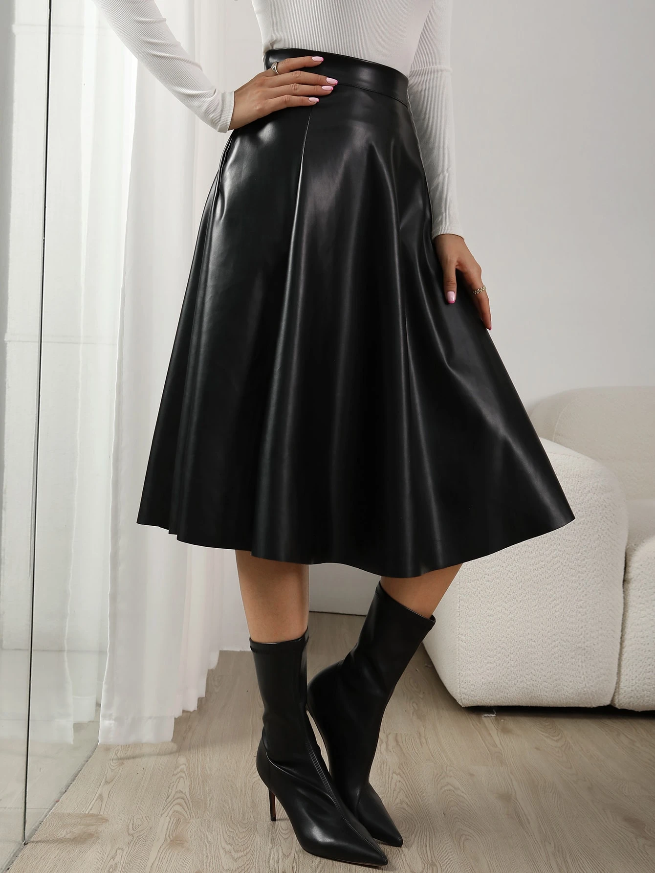 RosyDaze Jupe taille haute à poche en PU — vue 10