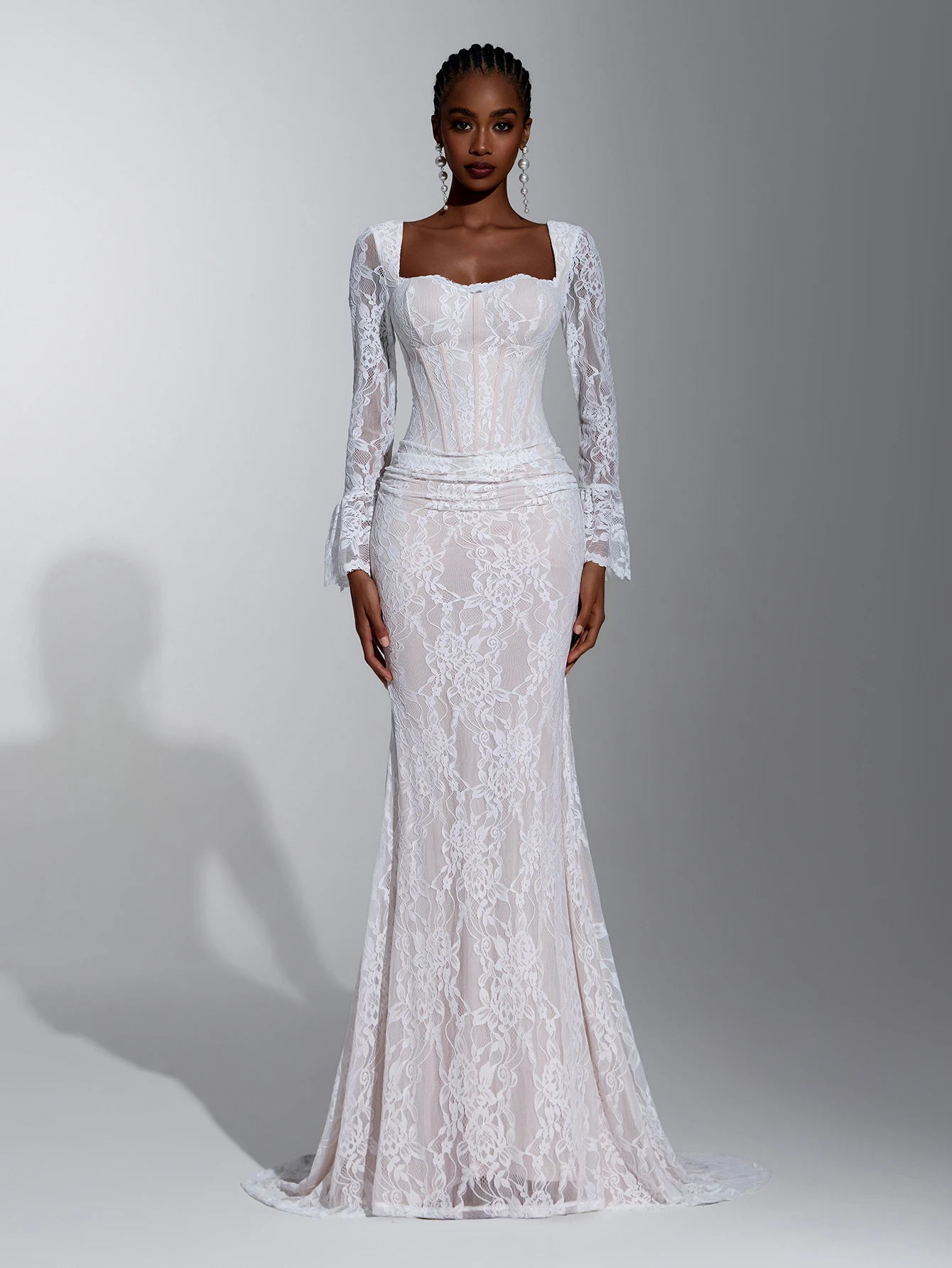 Elitara Robe de mariée élégante et chic pour dîner et fiançailles, en dentelle blanche — vue 2