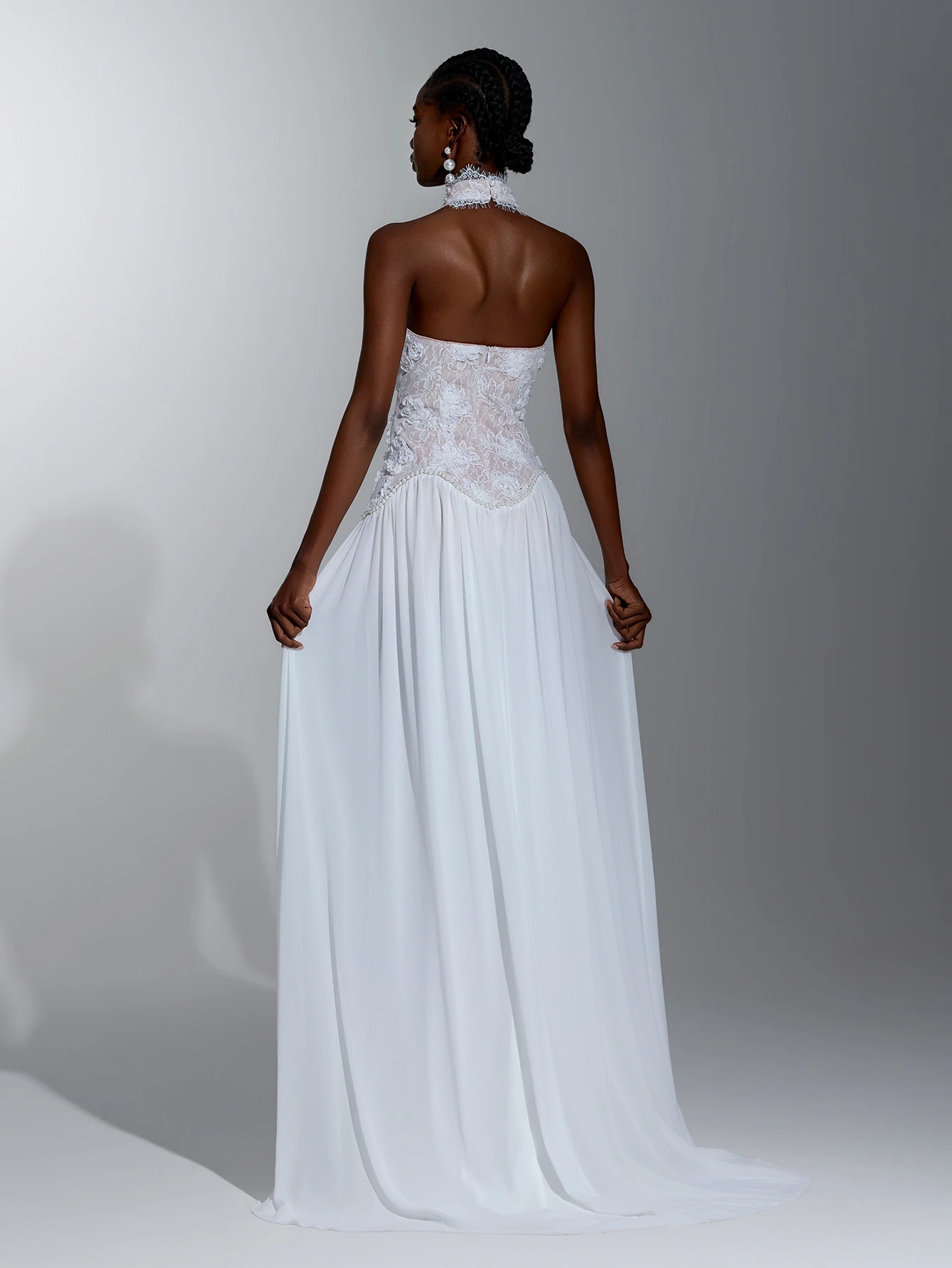 Elitara Robe de mariée élégante blanche avec sequins, dentelle et applique, col montant — vue 3