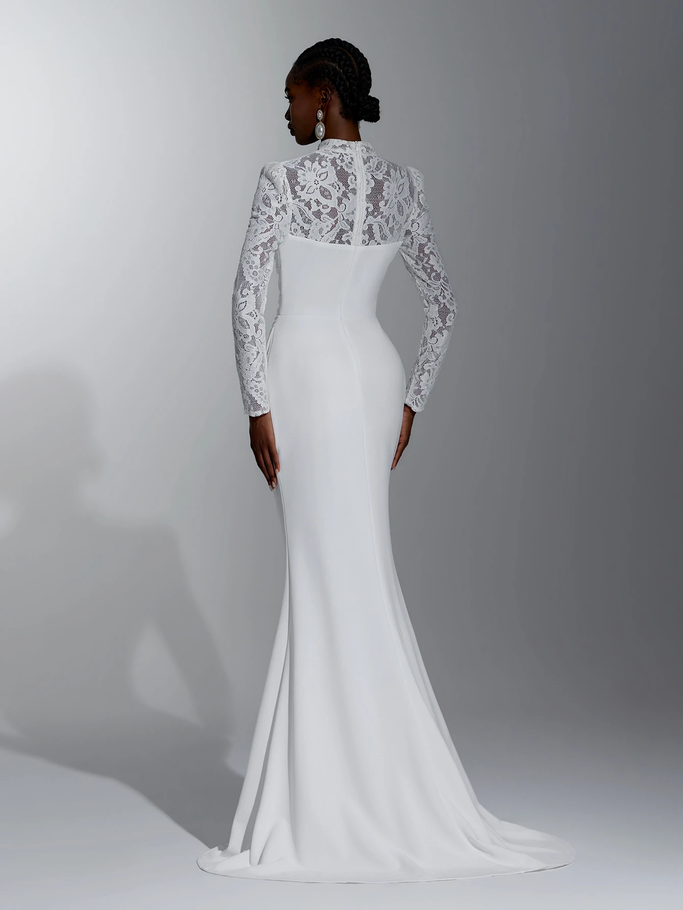 Elitara Robe longue élégante et luxueuse en dentelle transparente, col rond, manches — vue 7