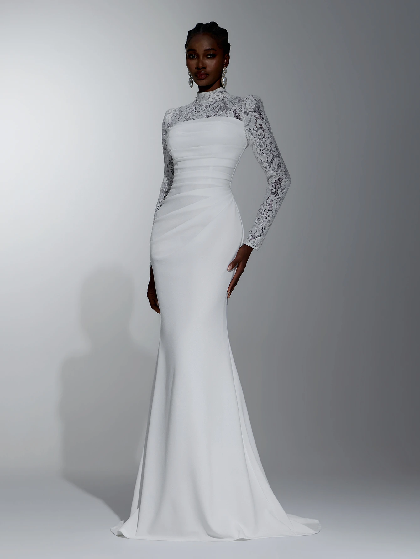 Elitara Robe longue élégante et luxueuse en dentelle transparente, col rond, manches — vue 11
