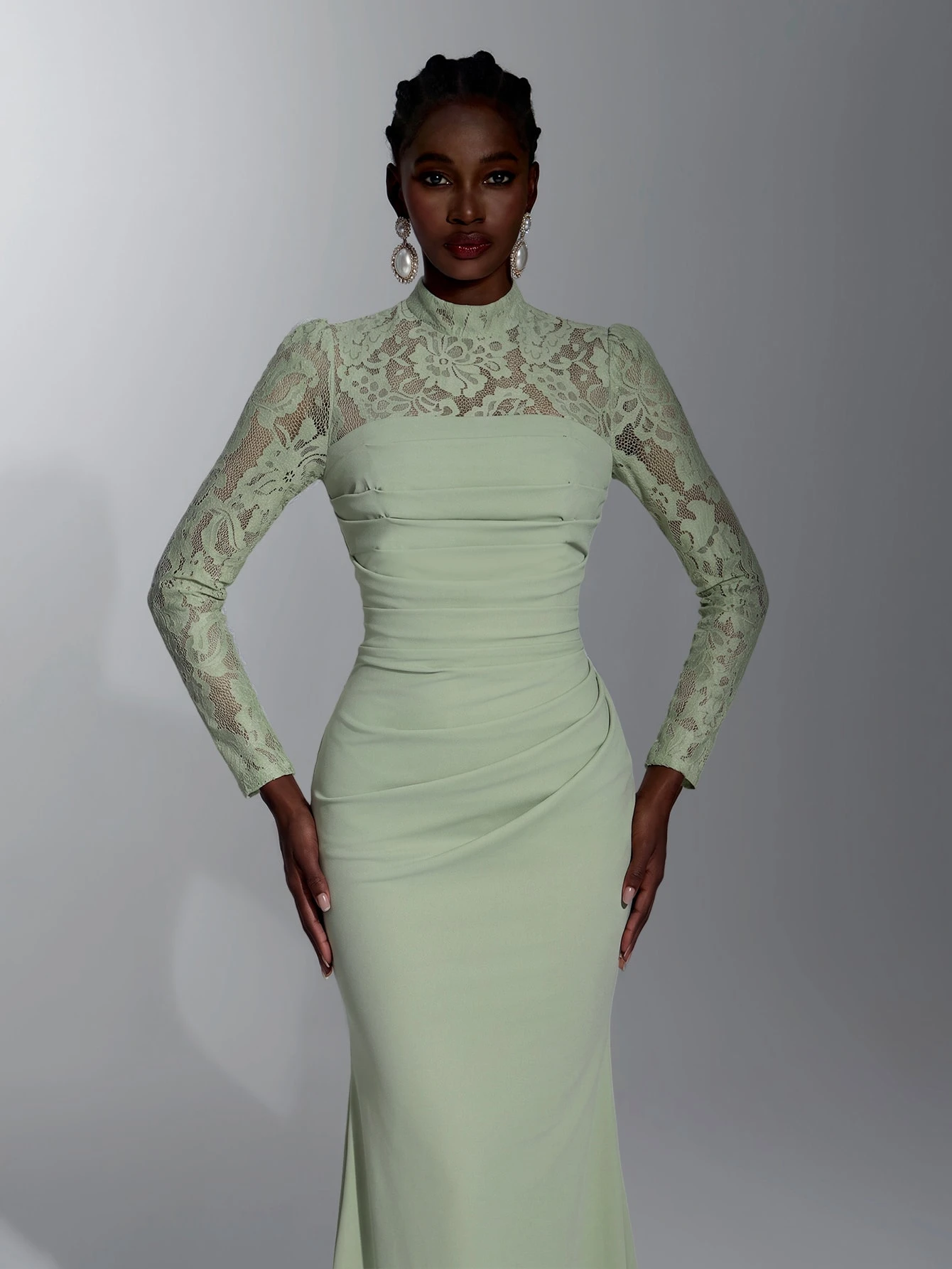 Elitara Robe longue élégante et luxueuse en dentelle transparente, col rond, manches — vue 8