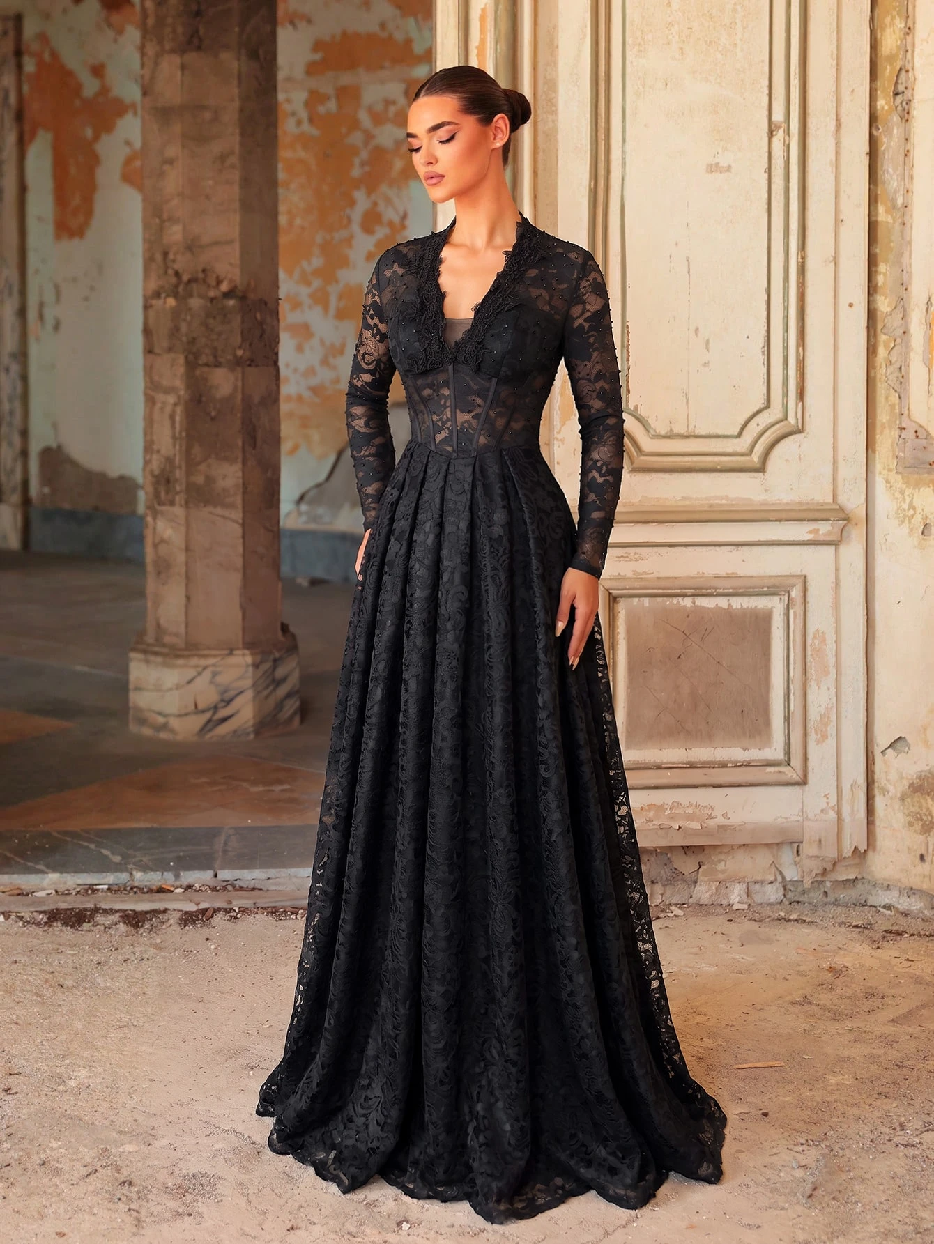 Aureia Robe de mariée de style palais élégante et romantique, blanche, à manches longues, — vue 7