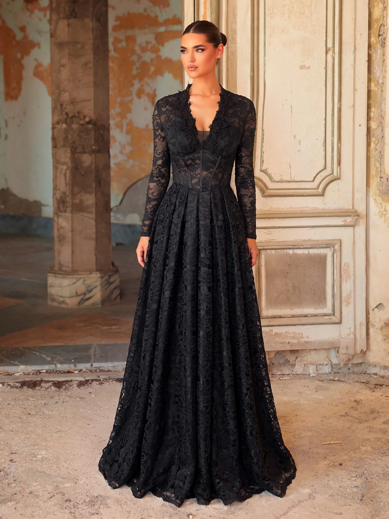 Aureia Robe de mariée de style palais élégante et romantique, blanche, à manches longues, — vue 9