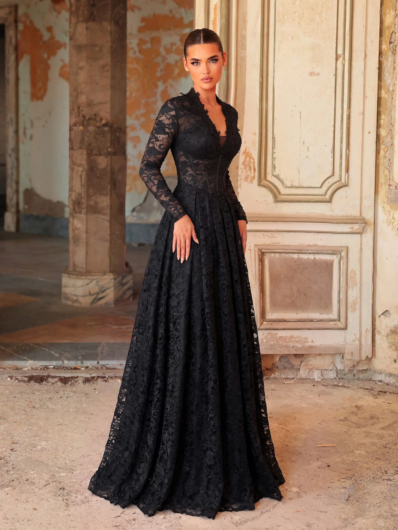 Aureia Robe de mariée de style palais élégante et romantique, blanche, à manches longues, — vue 11