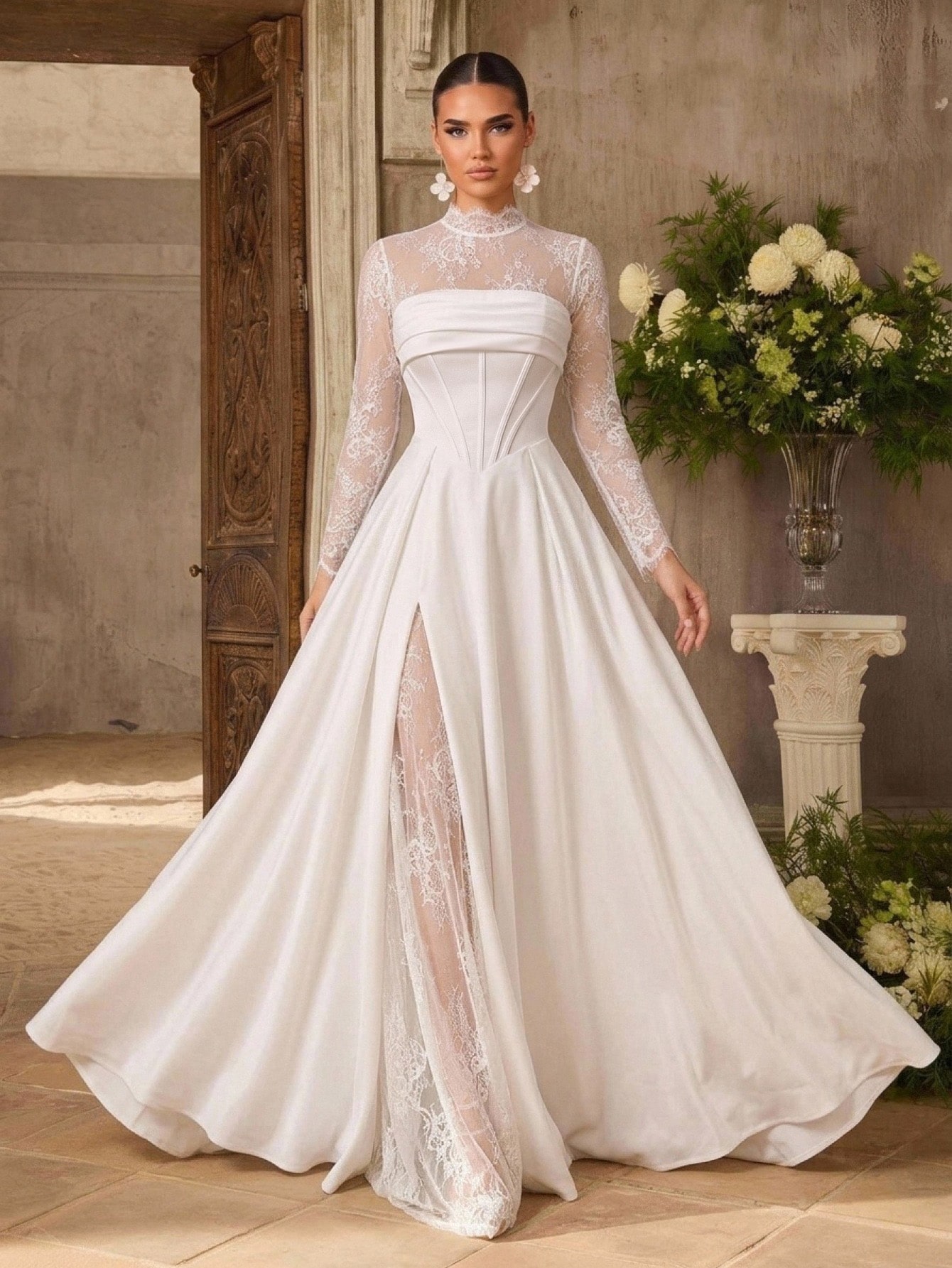 Aureia Robe de mariée élégante blanche en satin brillant avec patchwork romantique en