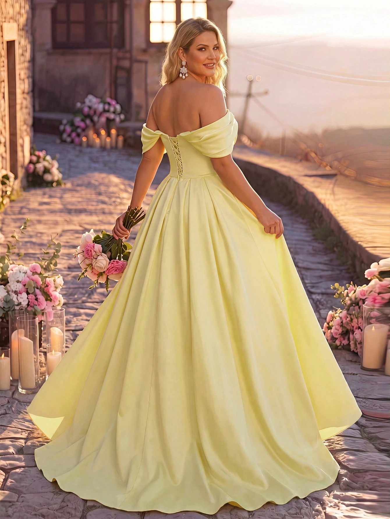 Glamrae Robe de mariée grande taille élégante et romantique style cour, col en V profond, — vue 4
