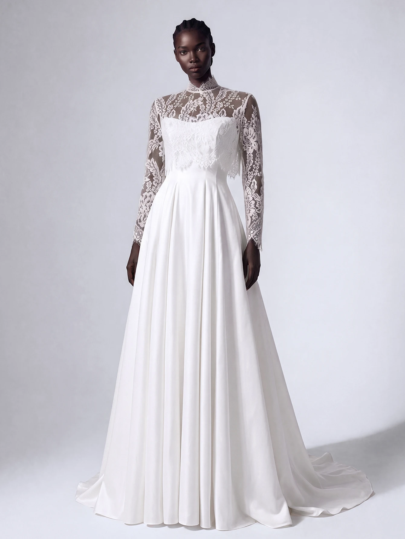 Elitara Robe de soirée élégante blanche en satin brillant minimaliste chic avec découpe — vue 5