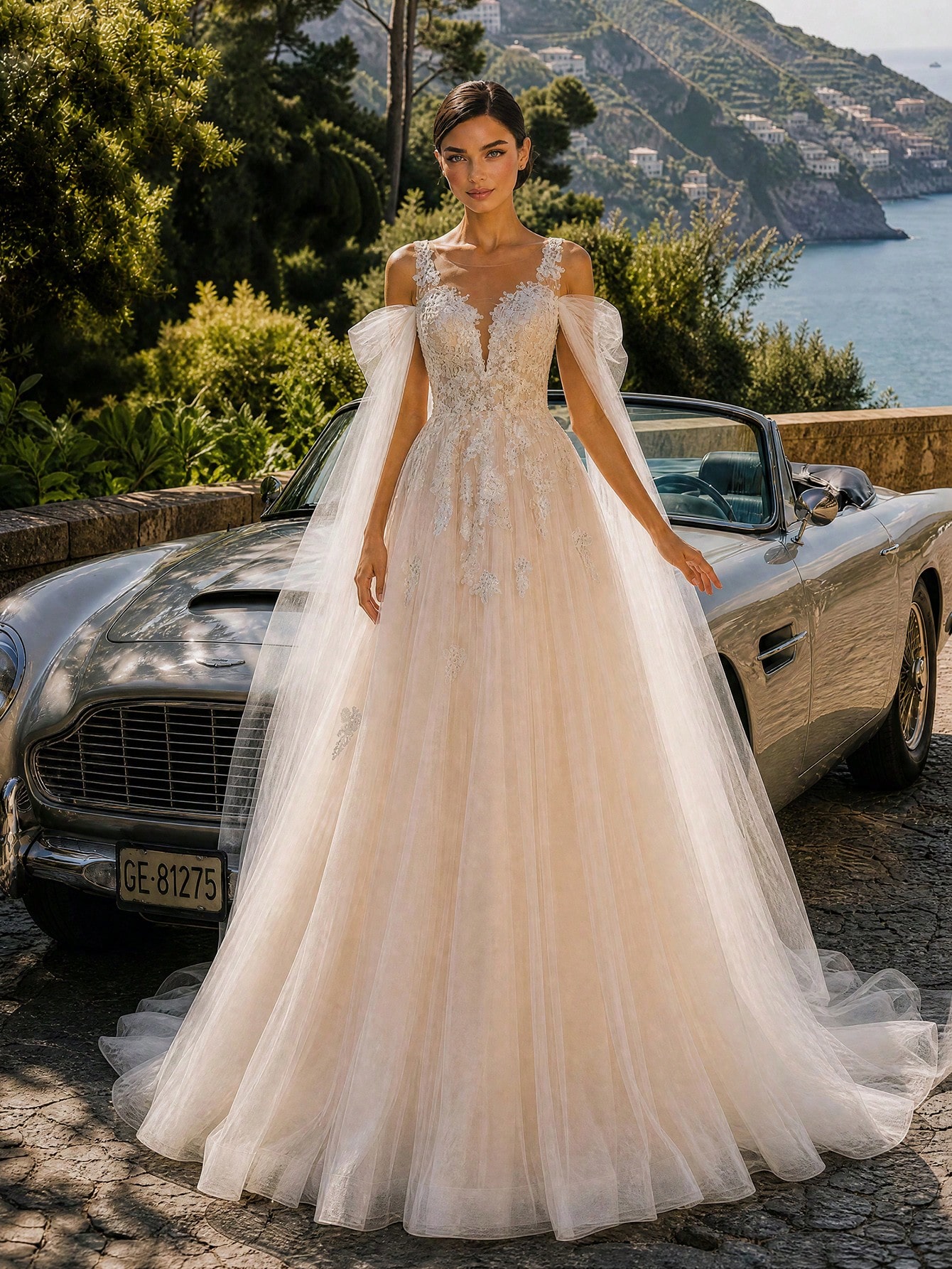 Robe de mariée blanche d'hiver en tulle élégante avec broderie lourde et traîne, édition — vue 7