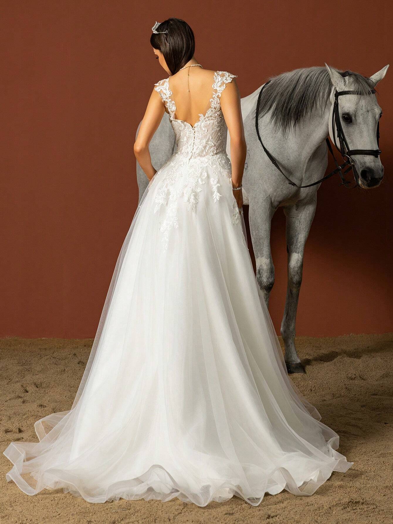 Elasola Robe de mariée blanche élégante de style bohème longue en forme de A, décorée — vue 4