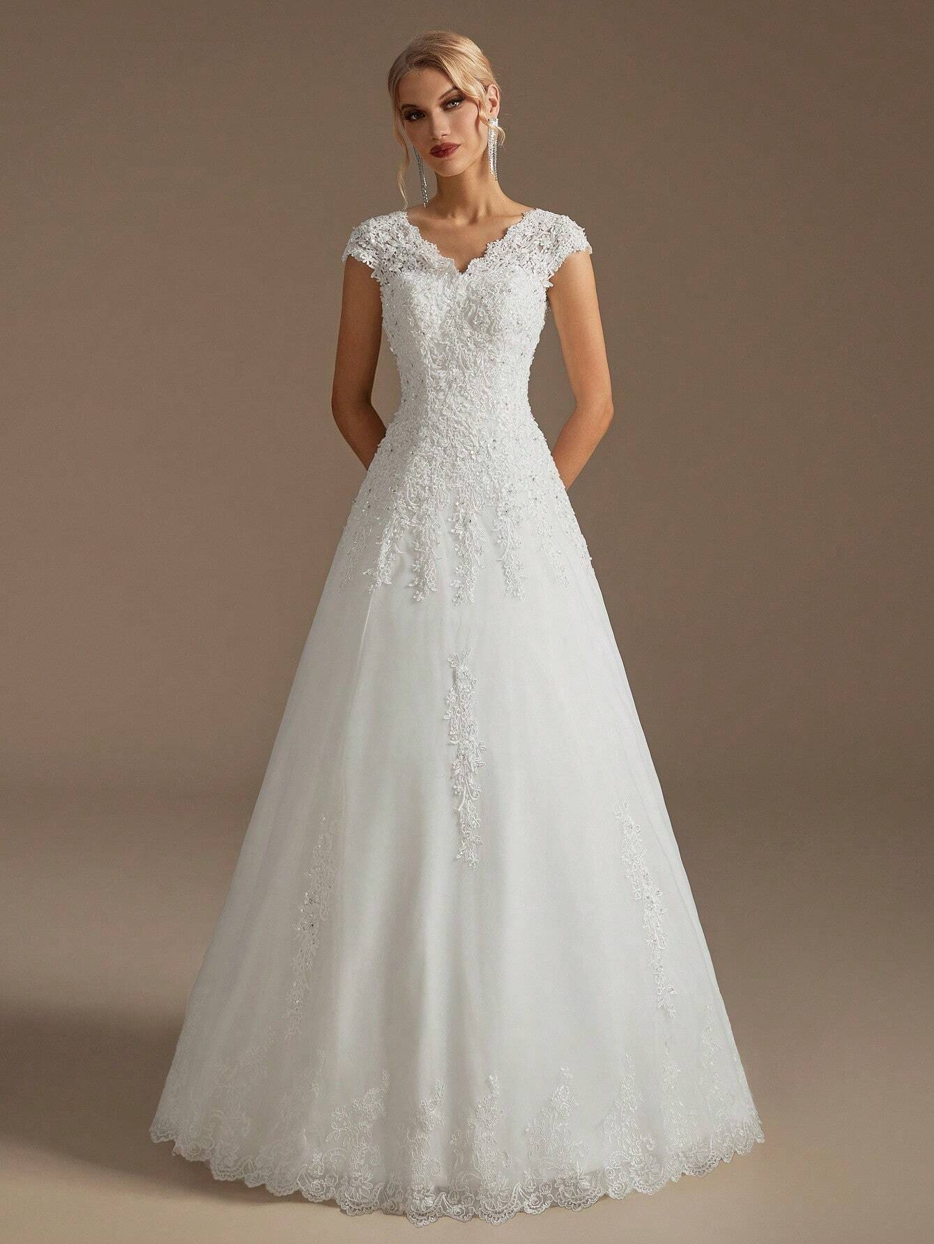 Robe de mariée élégante col en V ligne A avec appliques et perles faites à la main pour — vue 4