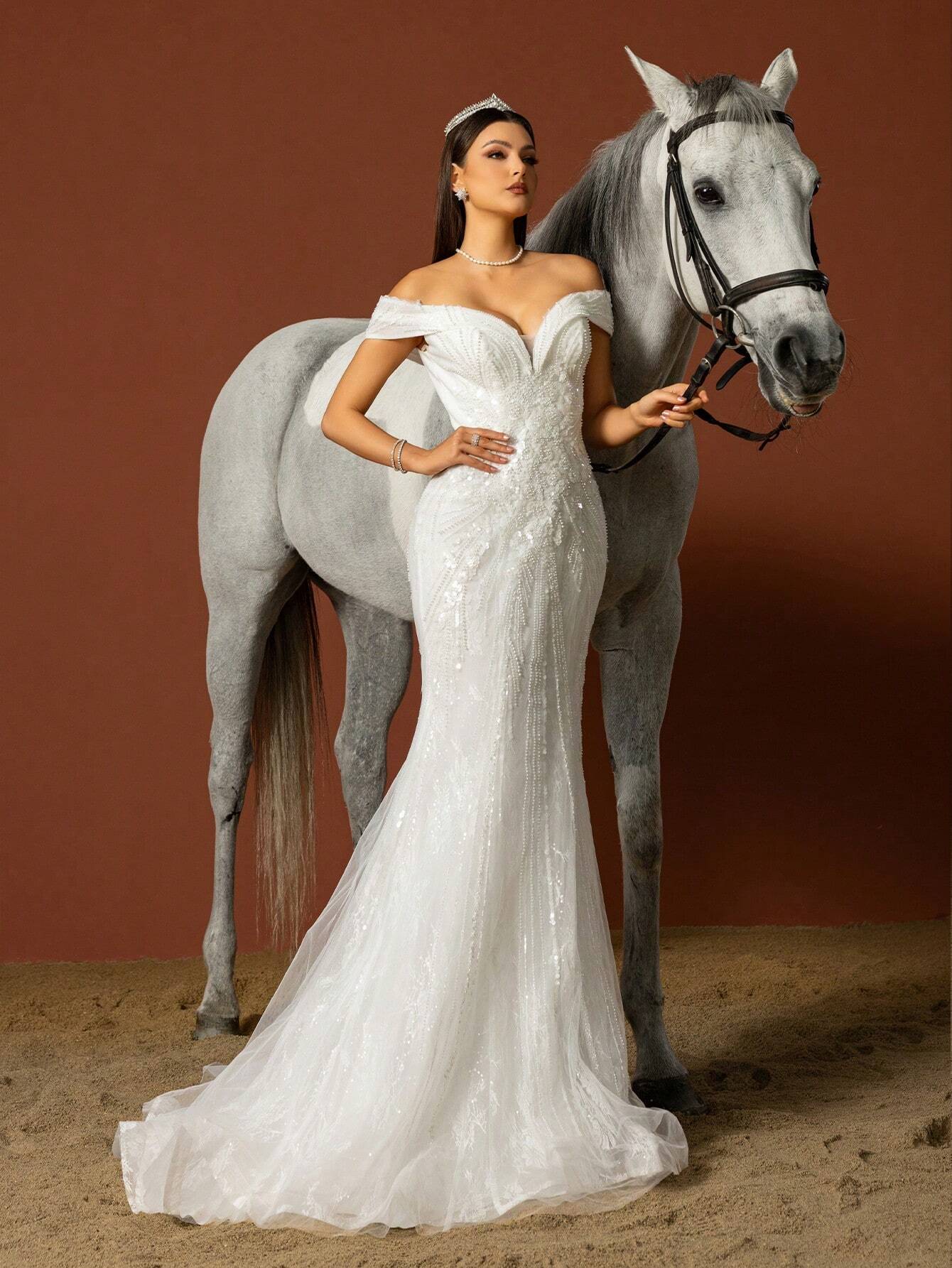 Robe de mariée romantique à épaules dénudées avec paillettes HEARBOBO, design élégant en — vue 5