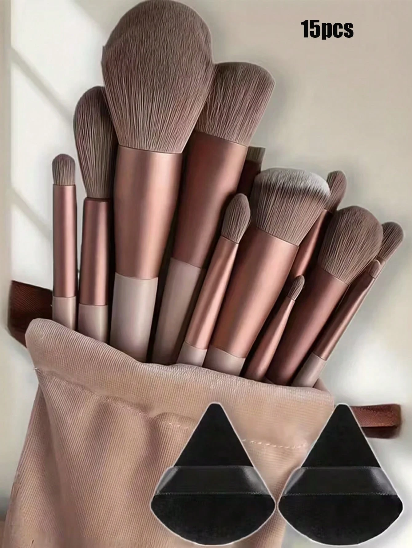 Ensemble de 15 pinceaux de maquillage, comprenant 2 tampons de poudre triangulaires