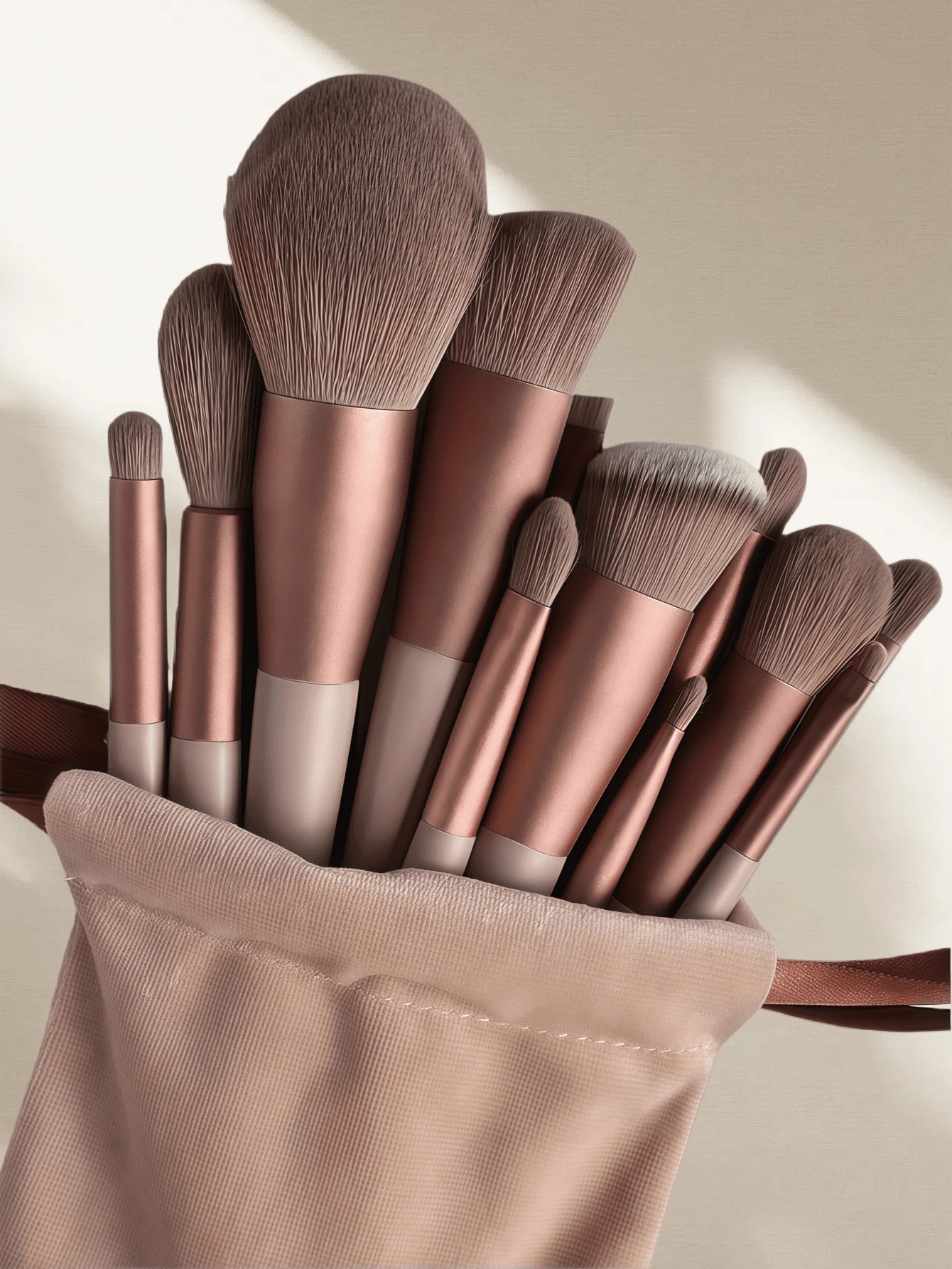 FSJF FIX 13 pièces Ensemble de pinceaux de maquillage, doux et moelleux, pinceau de fond