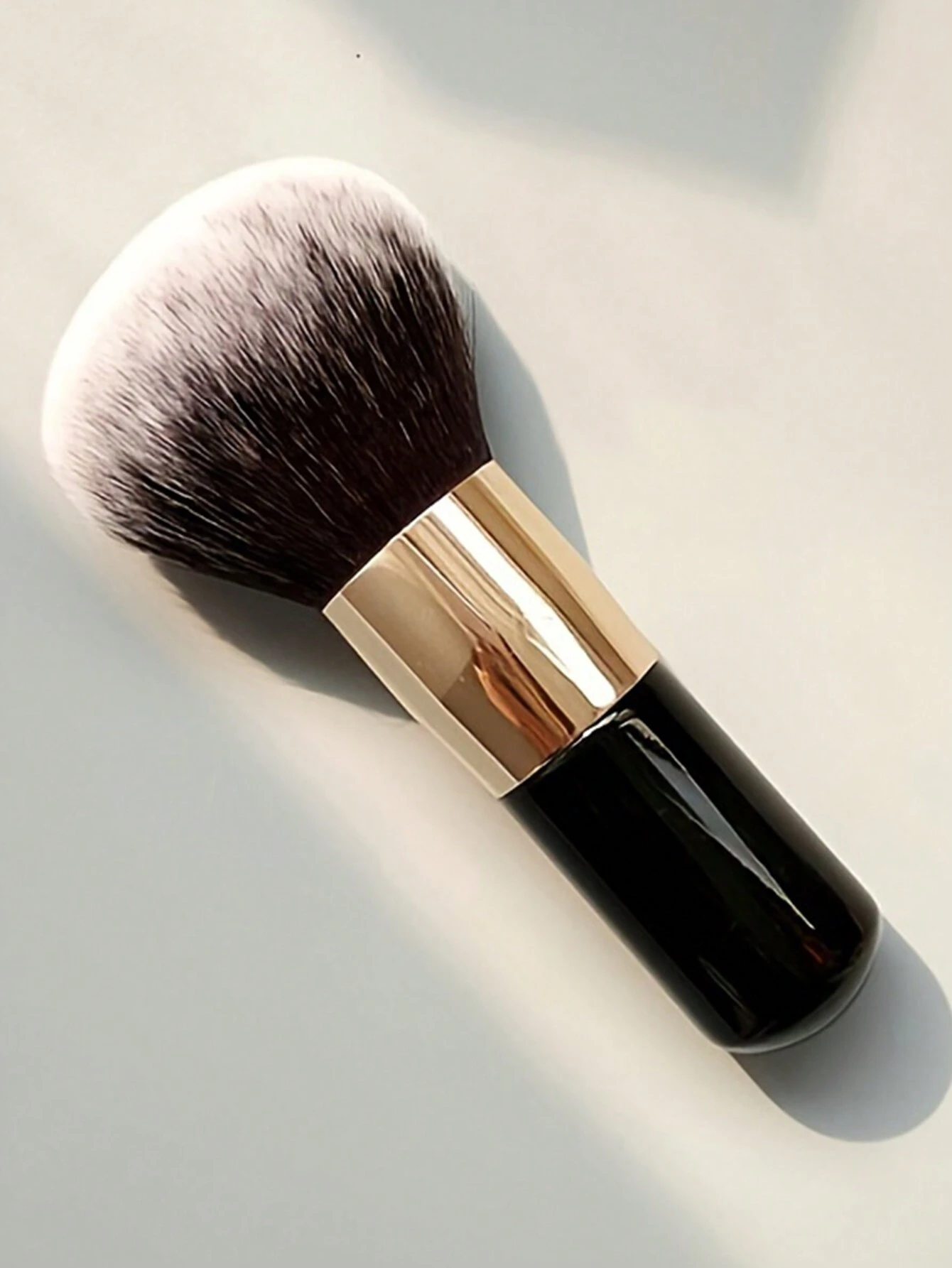 Pinceau de maquillage grande taille, pinceau multifonctionnel pour fond de teint, fard à — vue 4