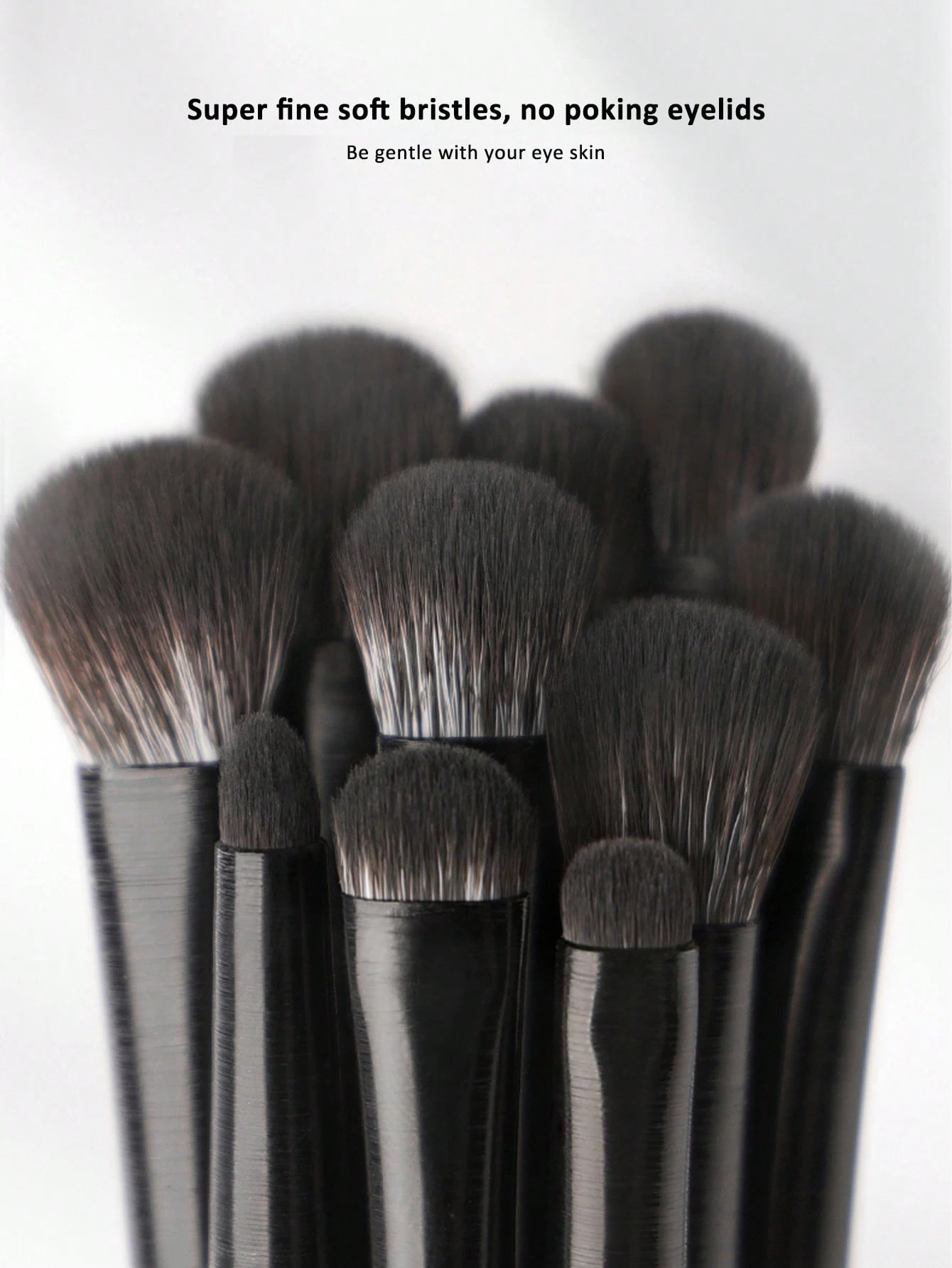 /set Ensemble de pinceaux de maquillage à poils doux, comprenant des pinceaux pour ombre — vue 6