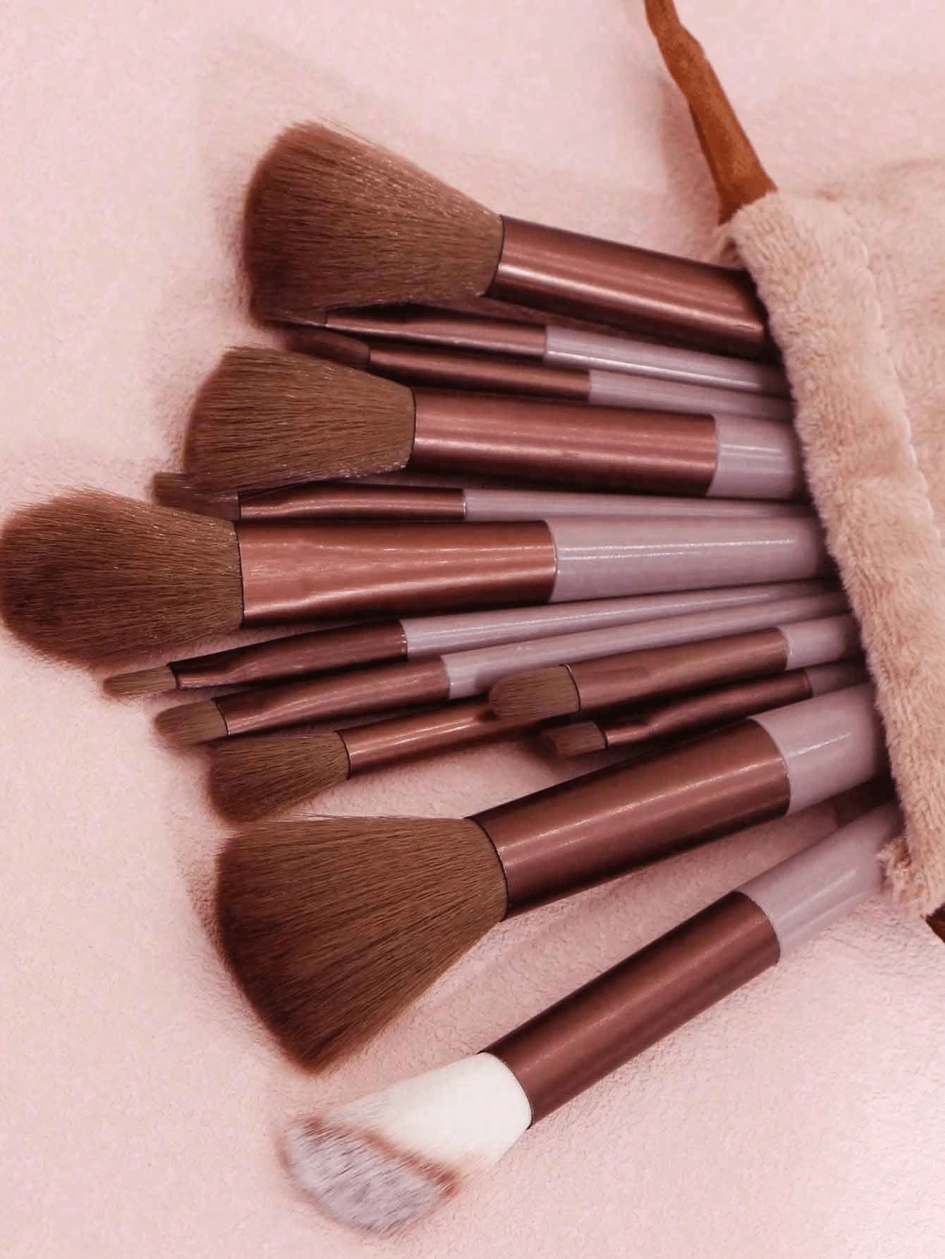 Ensemble de 15 pinceaux de maquillage, ensemble complet de pinceaux de maquillage à poils — vue 3