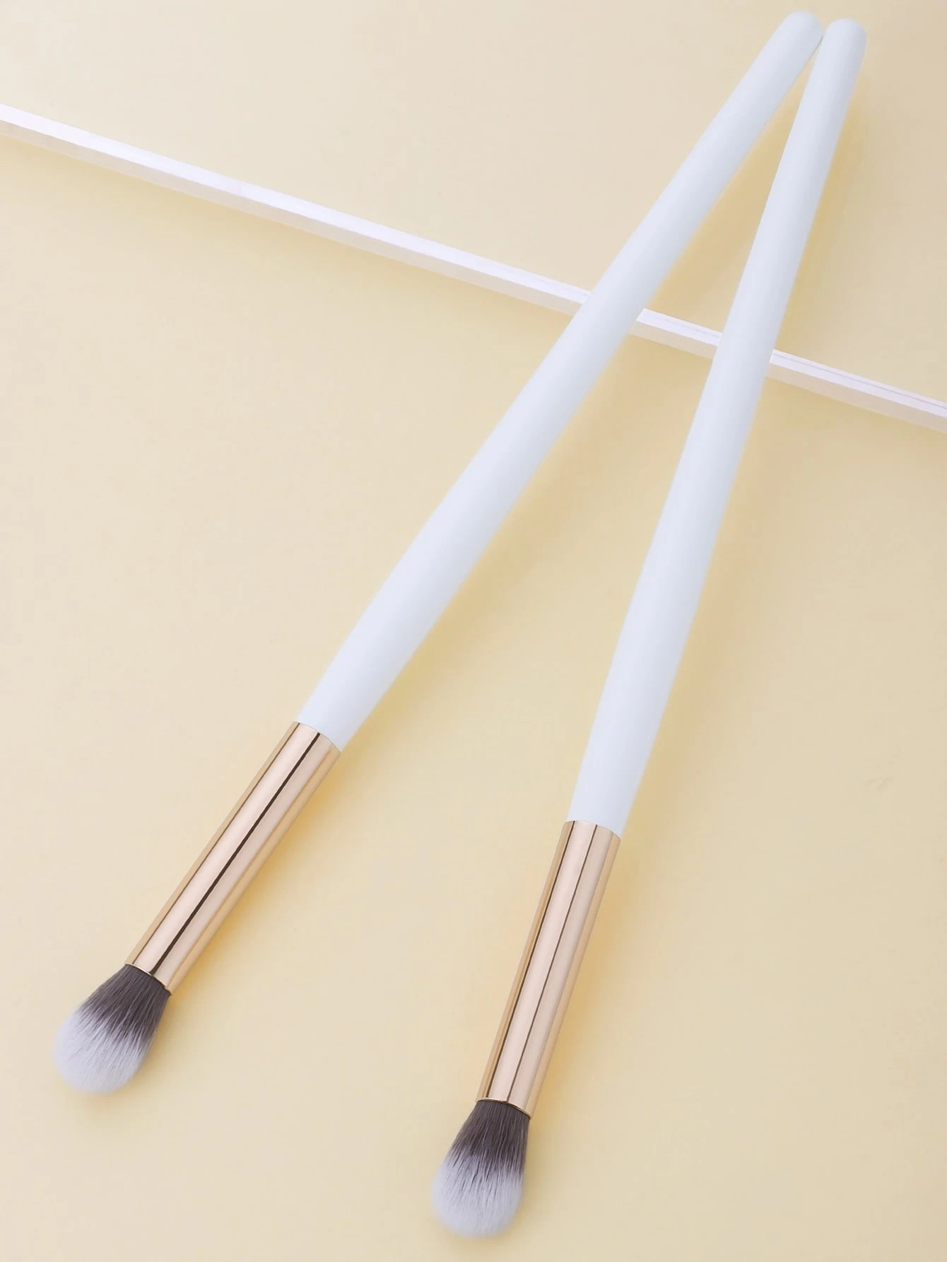 Pinceaux de maquillage en bois classiques portables et réutilisables pour la préparation — vue 5