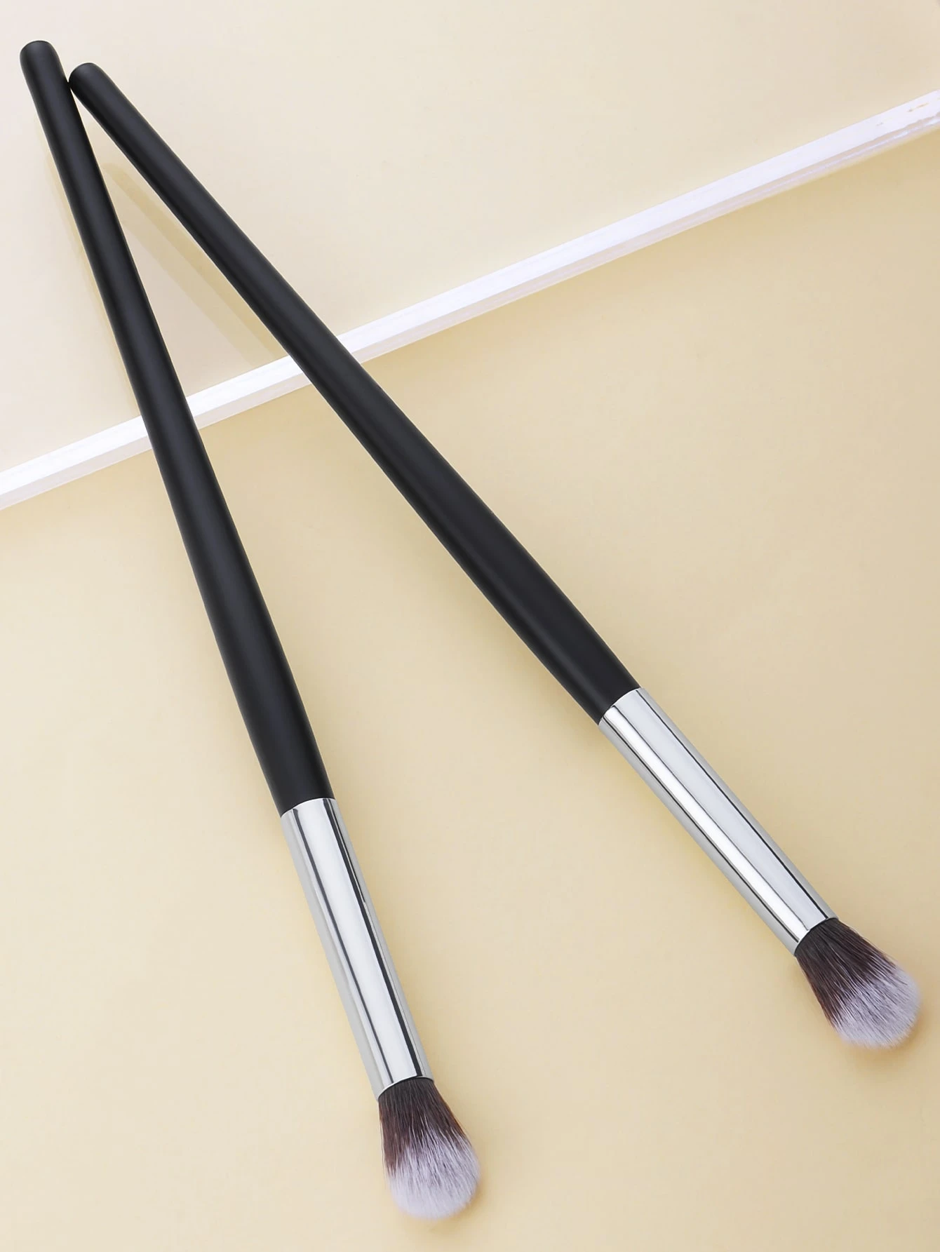 Pinceaux de maquillage en bois classiques portables et réutilisables pour la préparation — vue 4