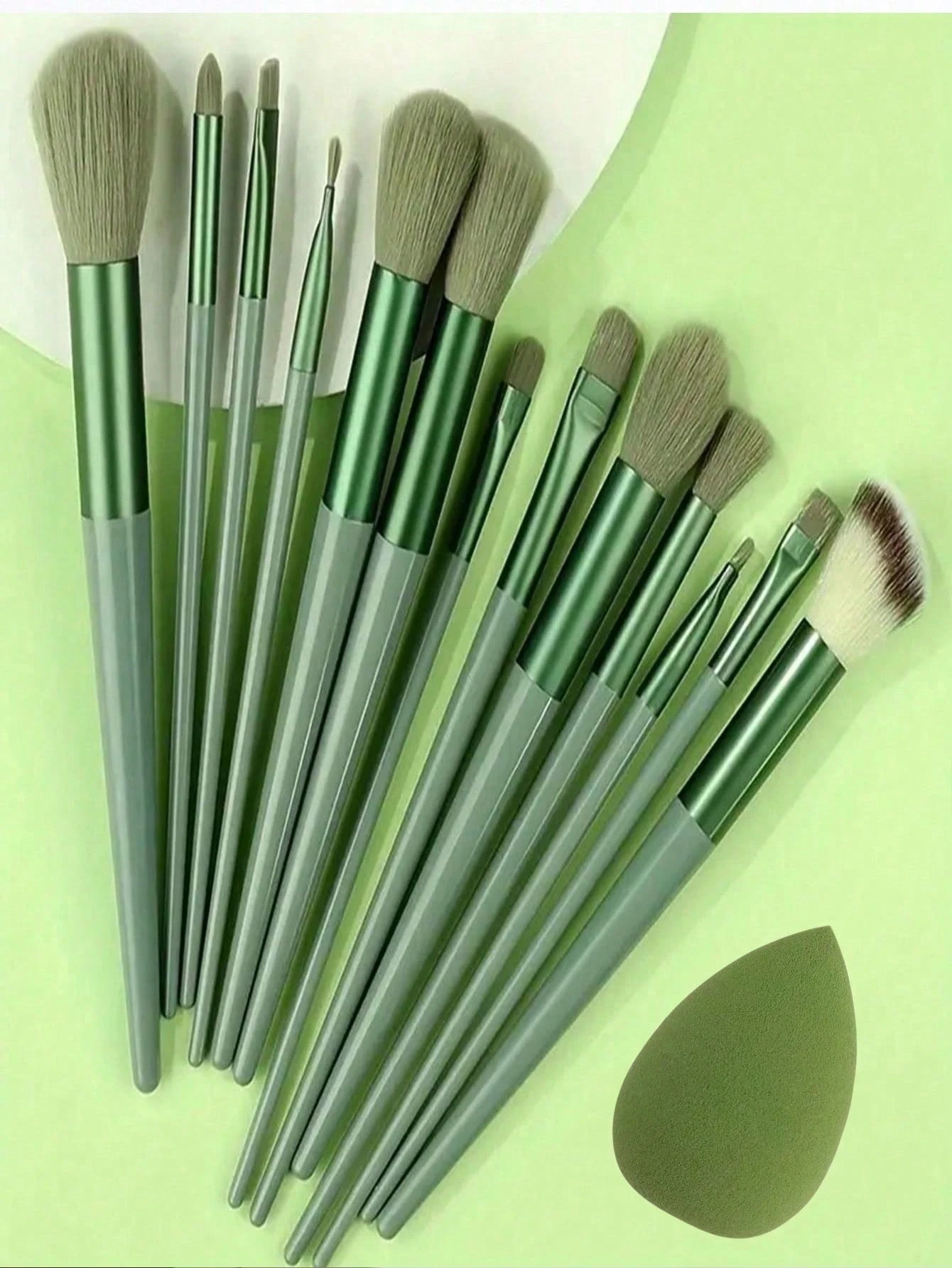 Ensemble de 14 pinceaux de maquillage, comprenant 13 pinceaux de maquillage individuels, — vue 4